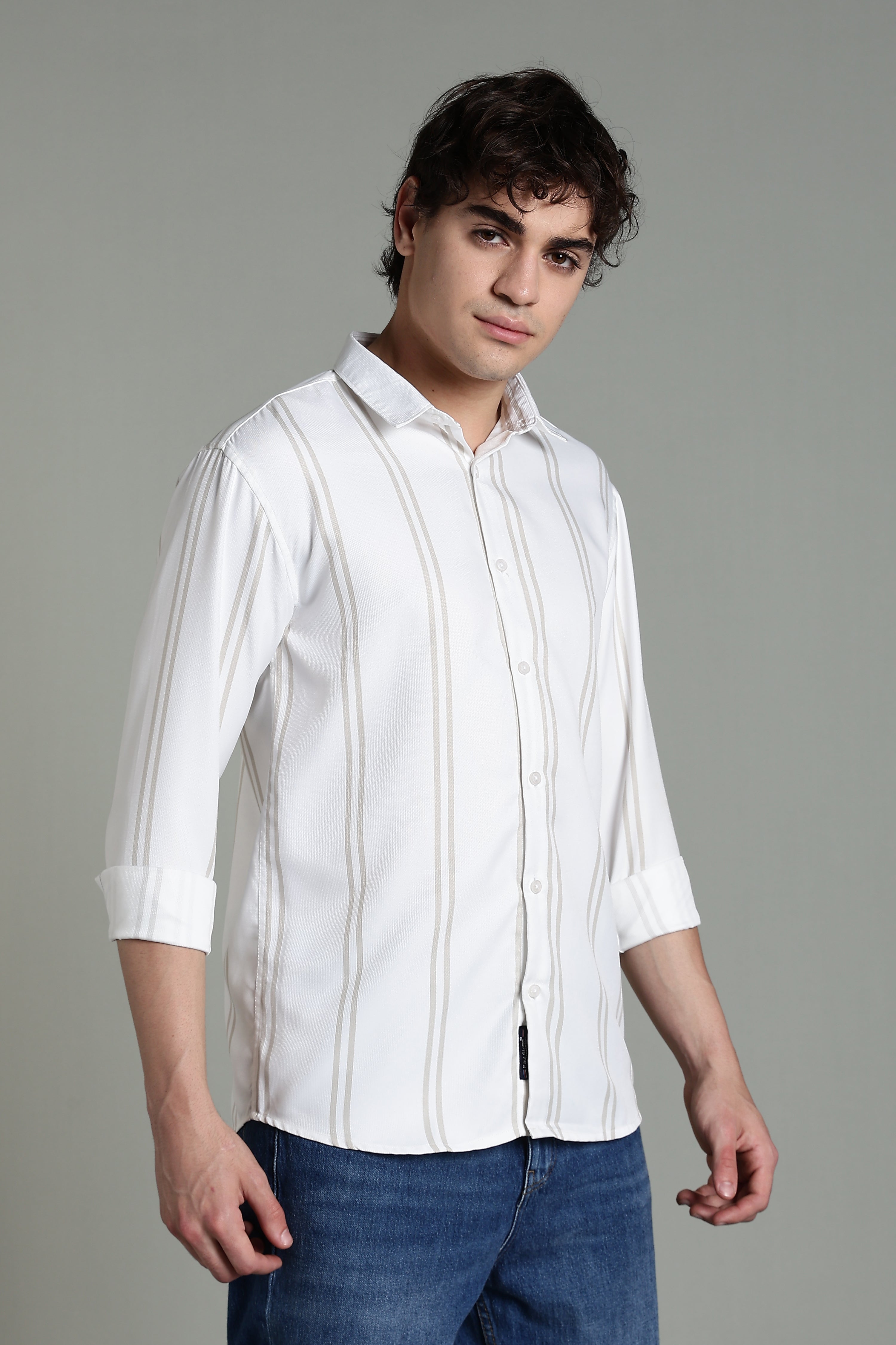 Men Stran White Striped Shirt