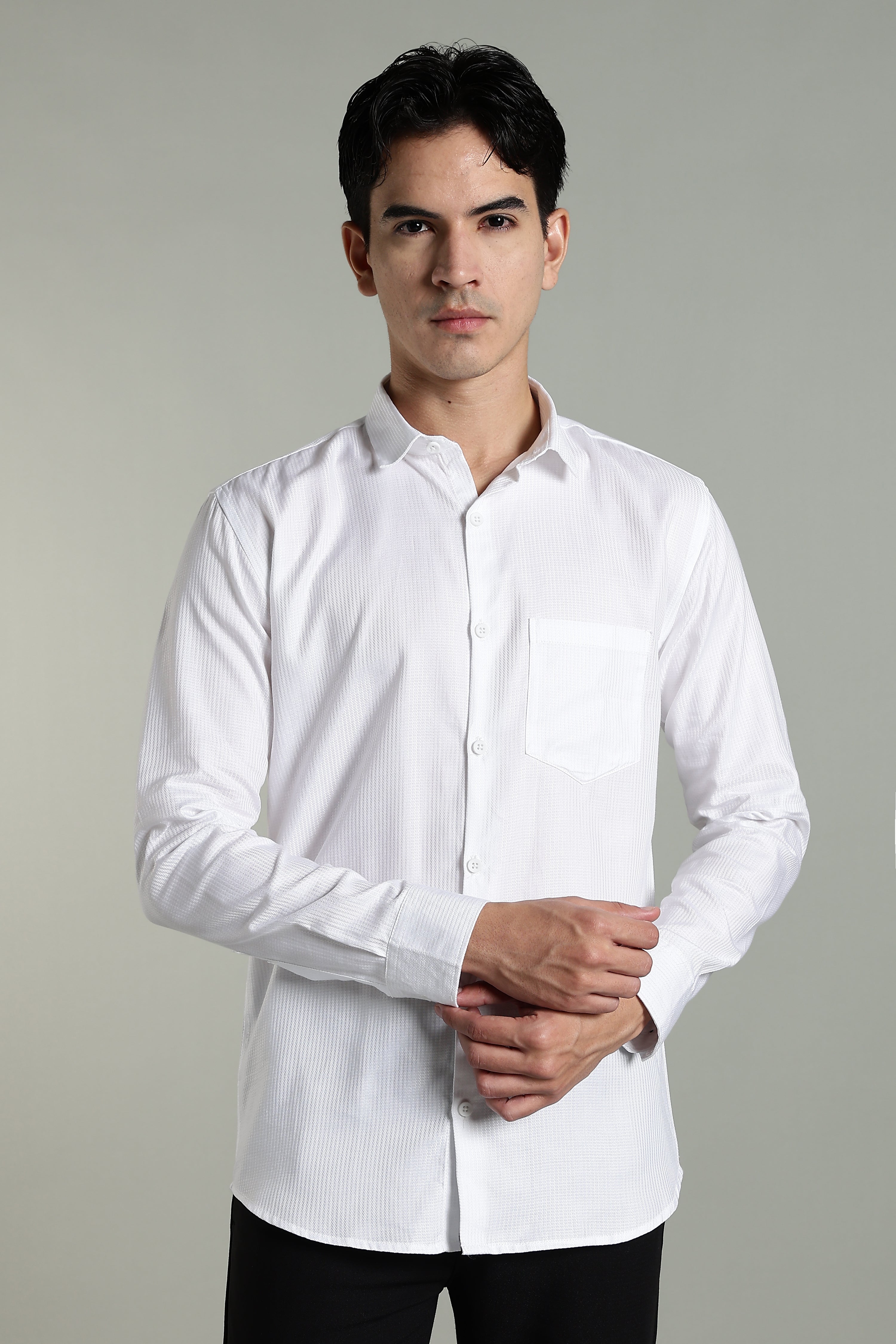 Men Stria White Solid Shirt
