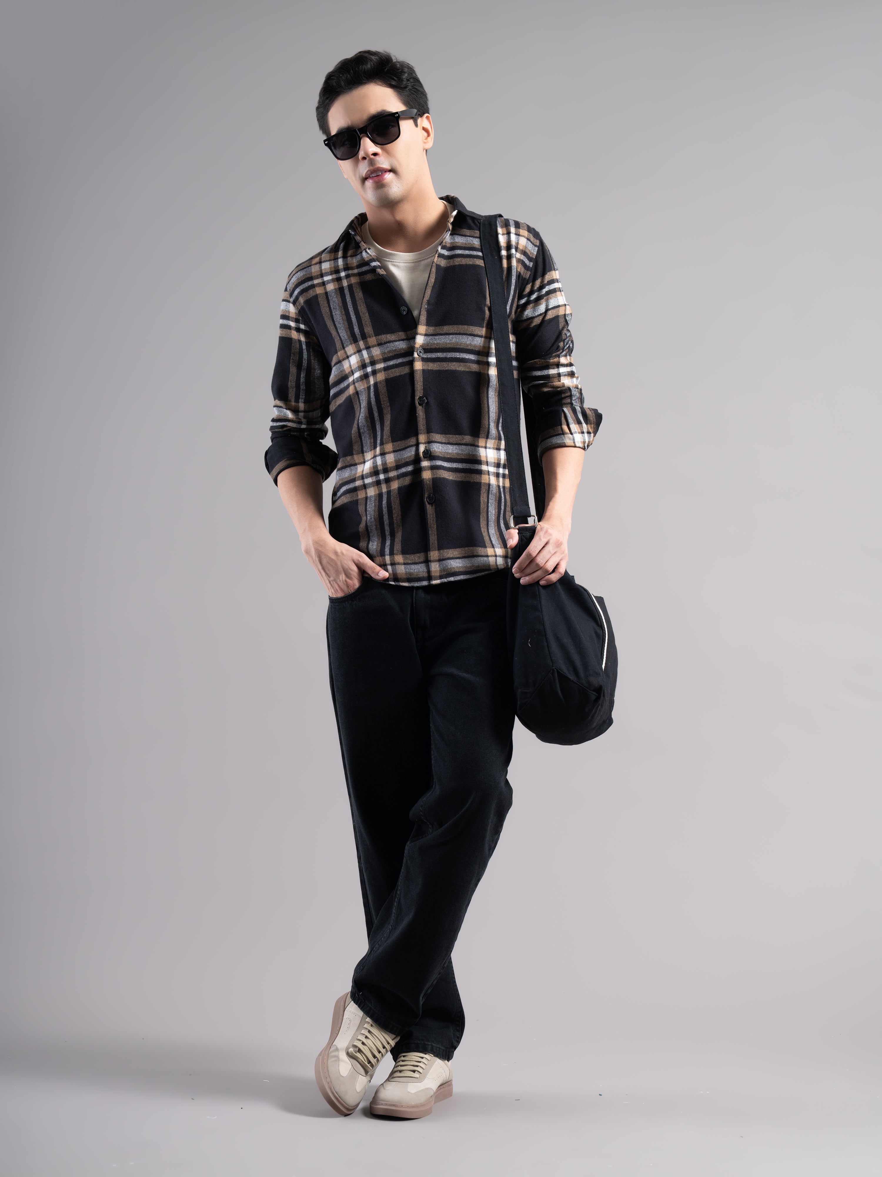 Men Auron Checks Shirt