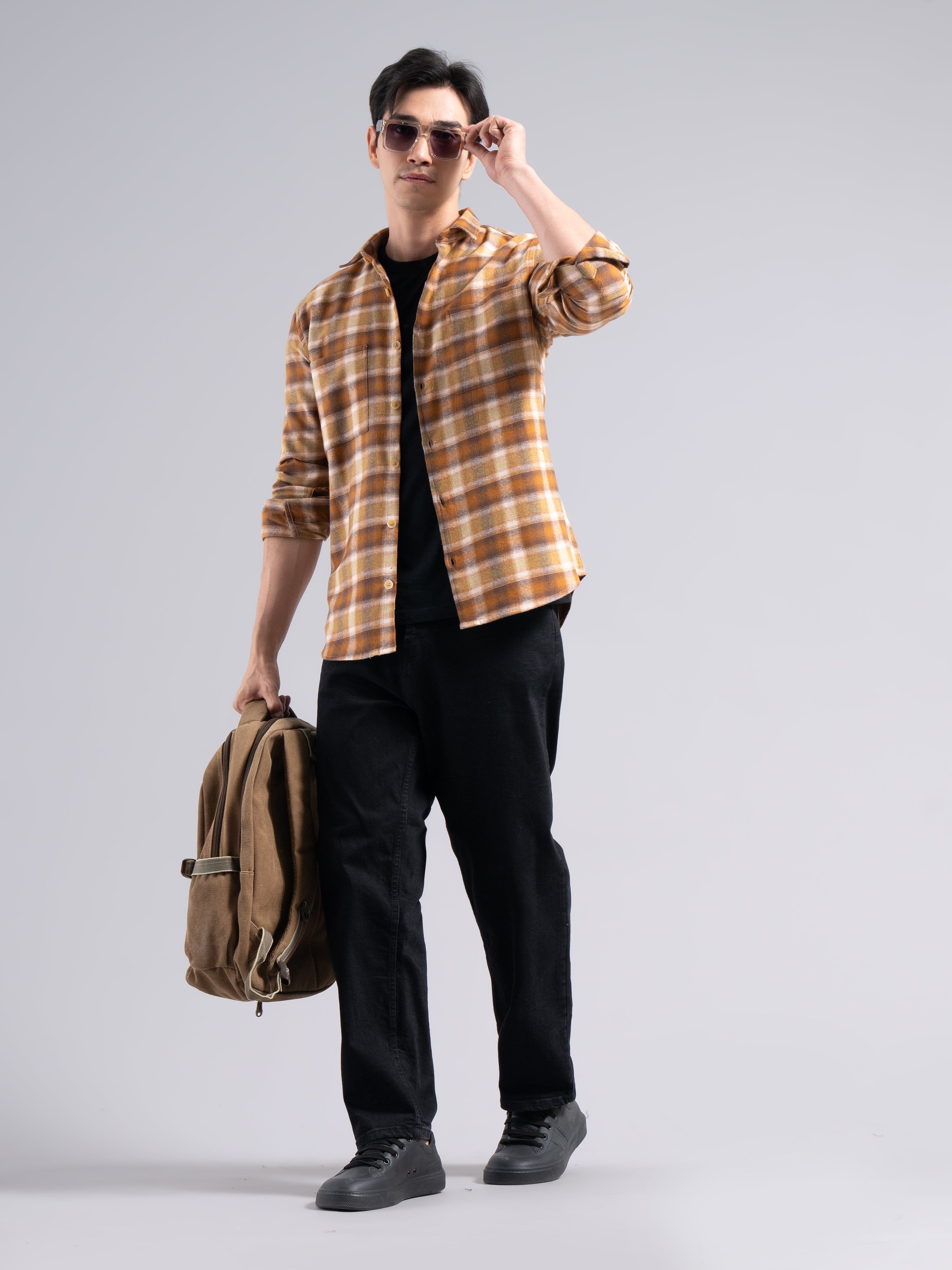 Men Balen Checks Shirt