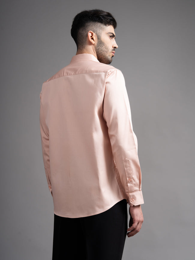 Men Garn Solid Peach Shirt