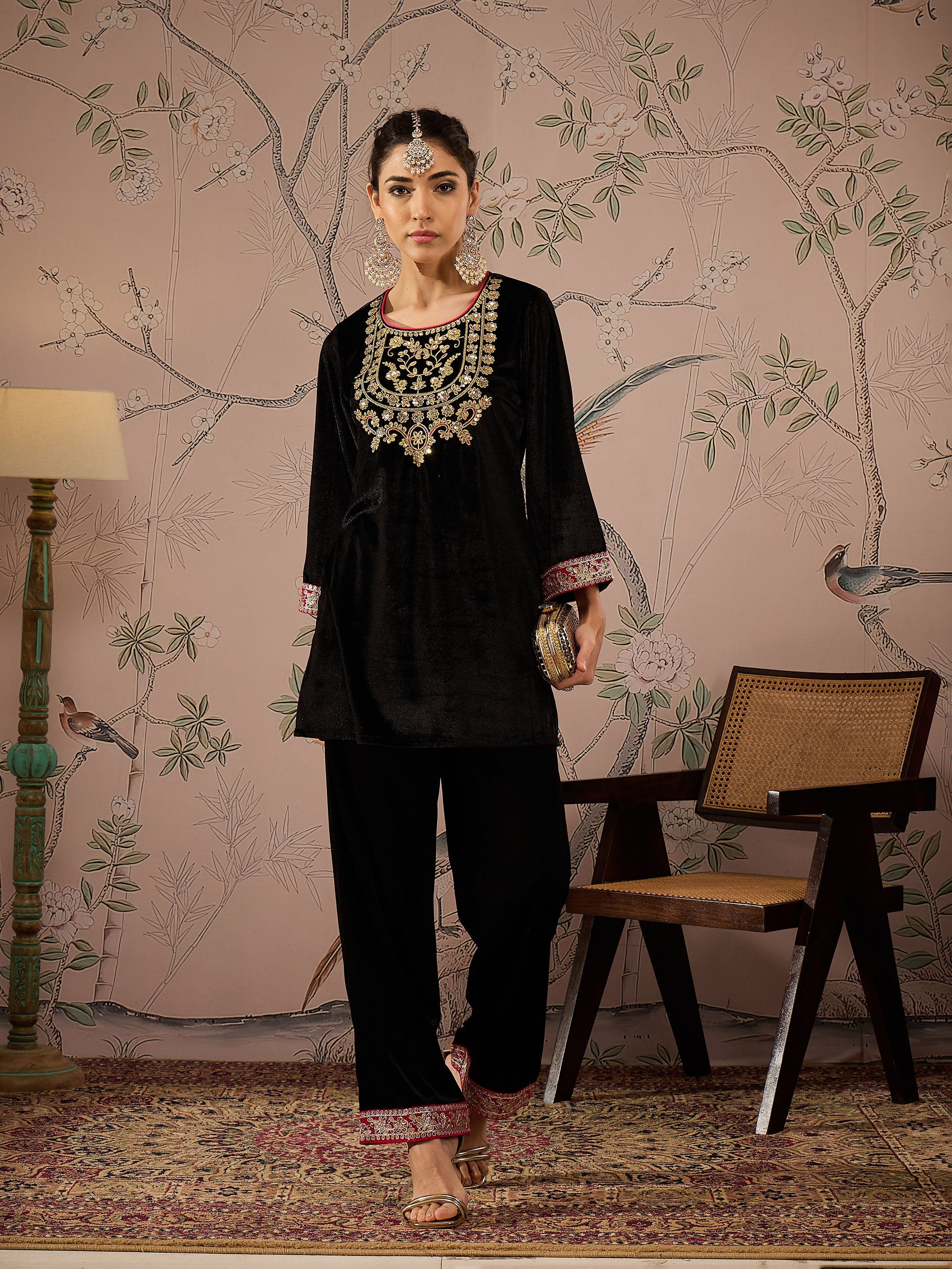 Women Black Velvet Hem Embroidered Elasticated Straight Pants