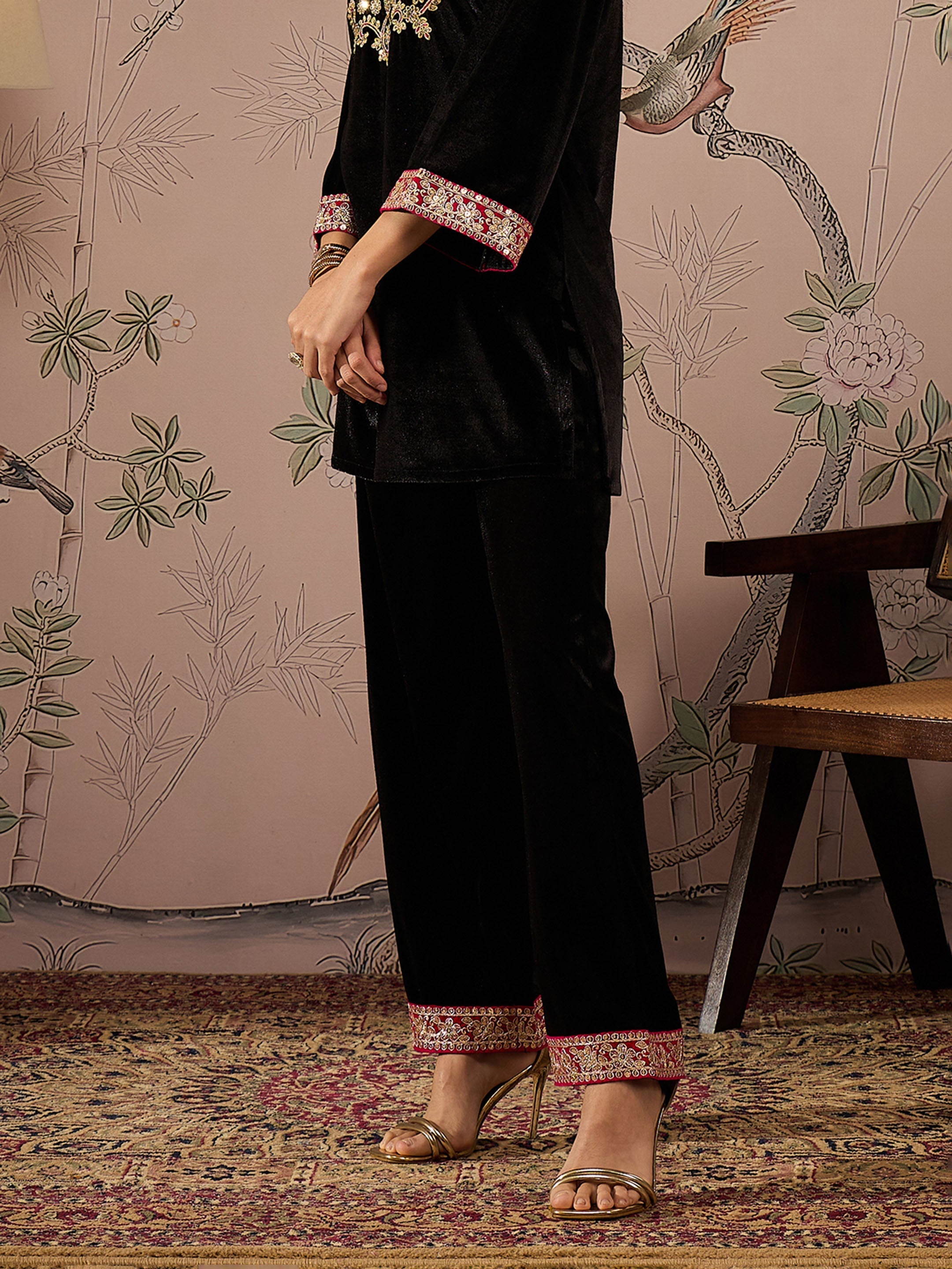 Women Black Velvet Hem Embroidered Elasticated Straight Pants