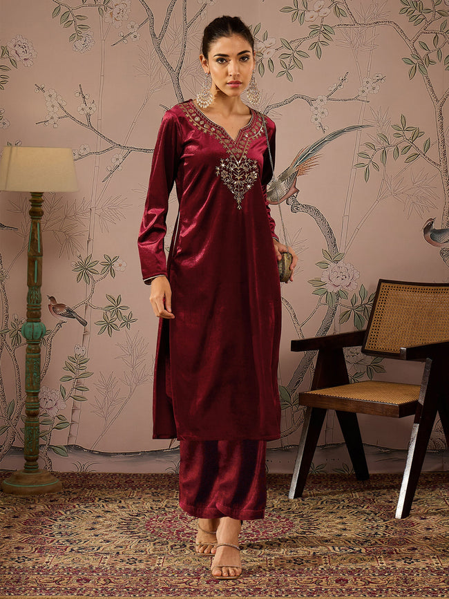 Women Maroon Velvet Elasticated Straight Pants