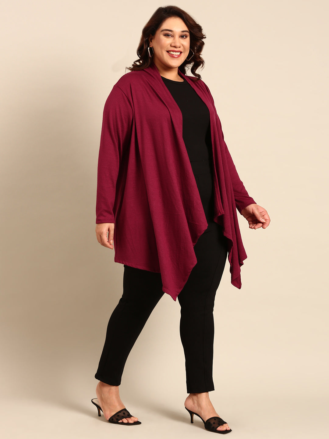 Women Solid Magenta Winter Shrug