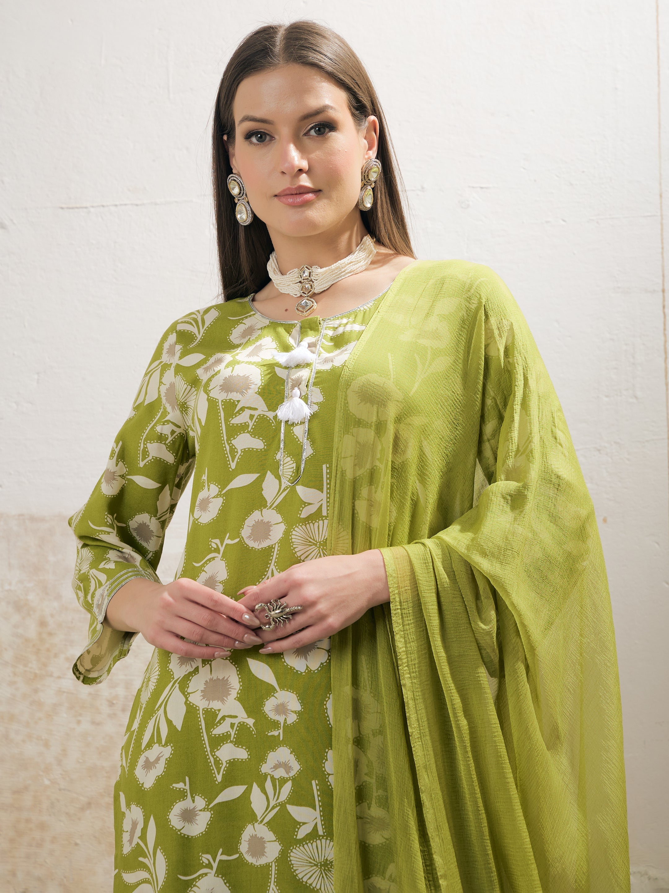 Women Green & White Floral Rayon Kurta With Salwar & Dupatta