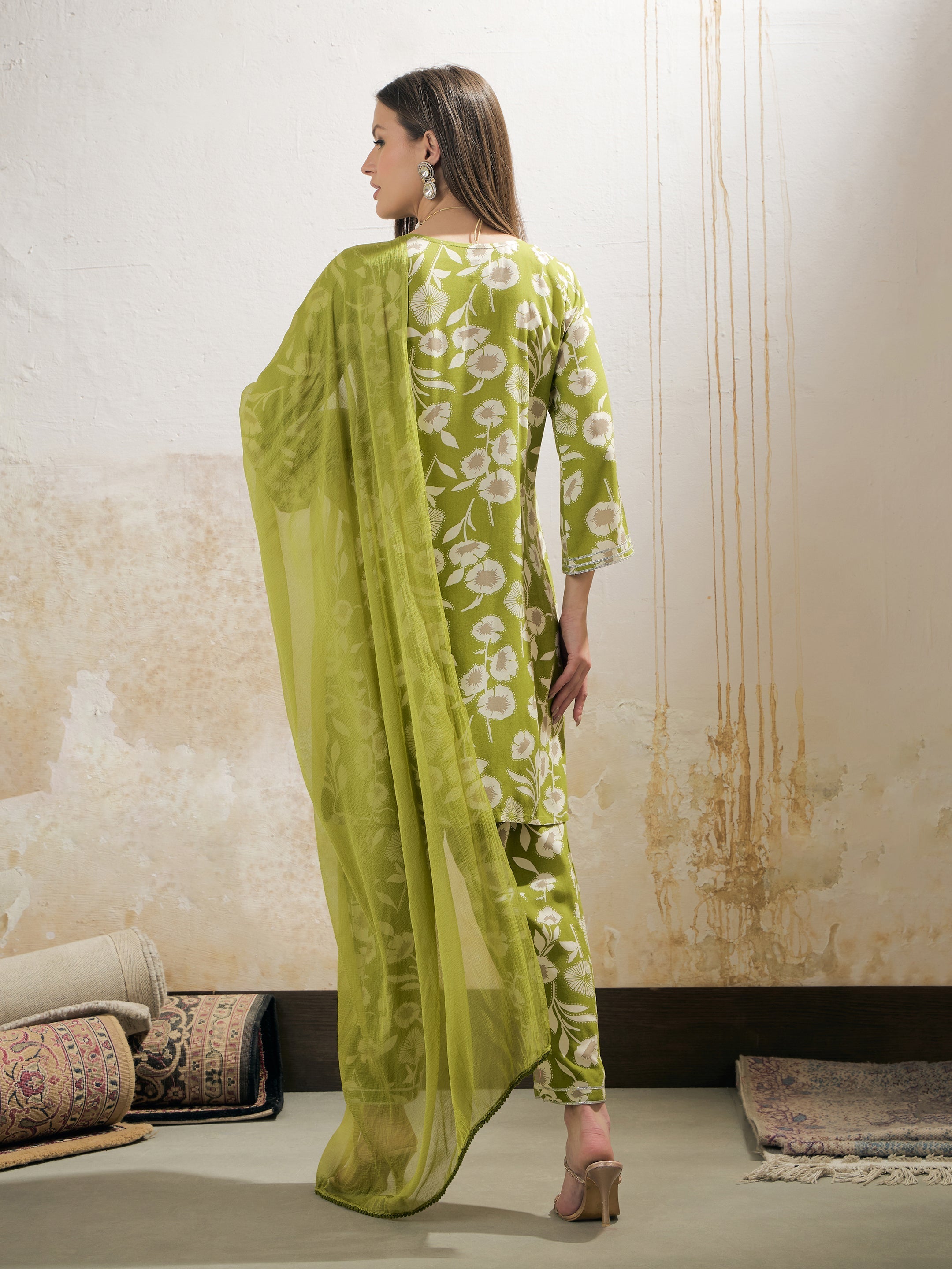 Women Green & White Floral Rayon Kurta With Salwar & Dupatta