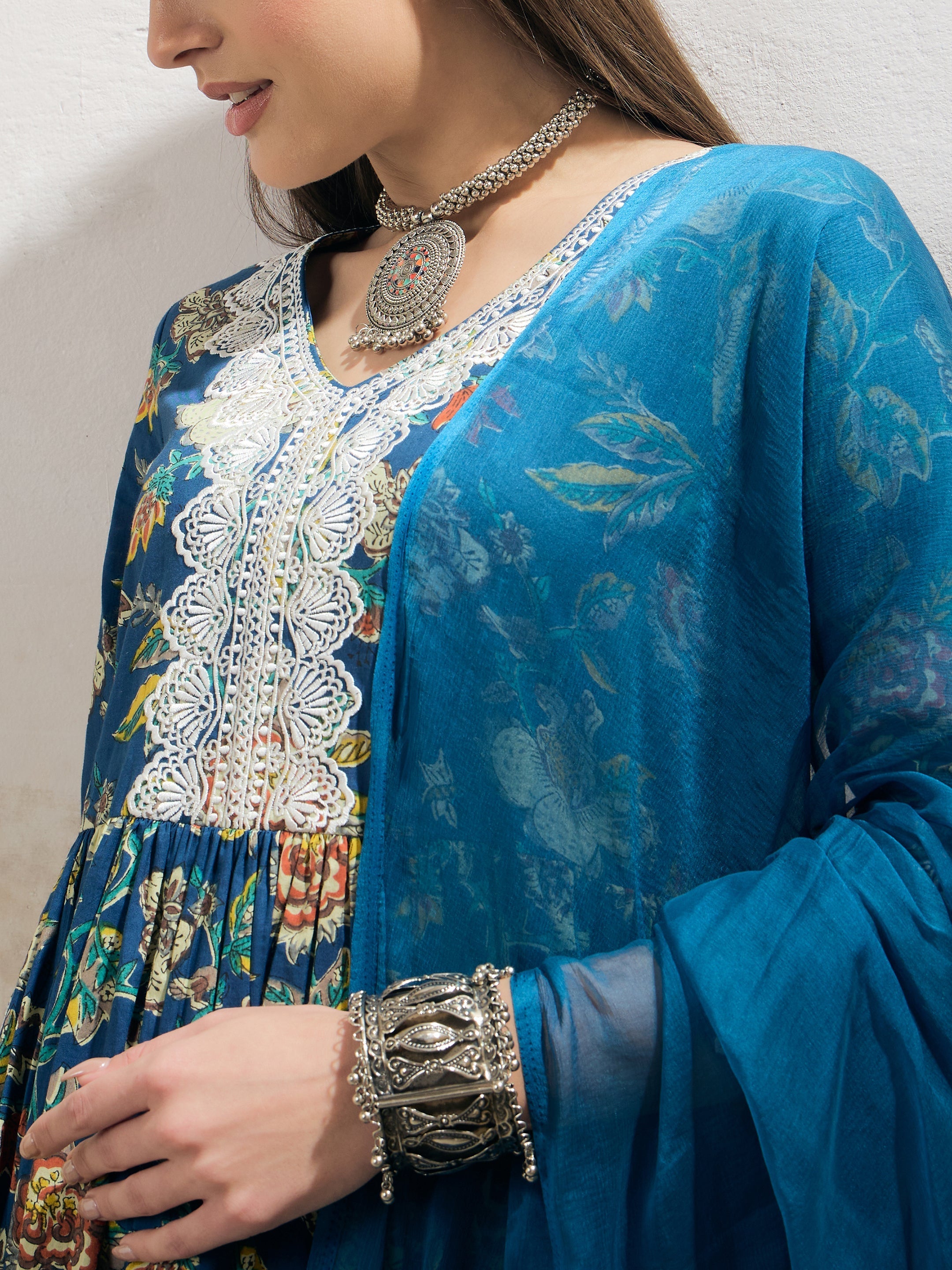 Women Navy Floral Gathered Kurta With Pencil Pants & Dupatta