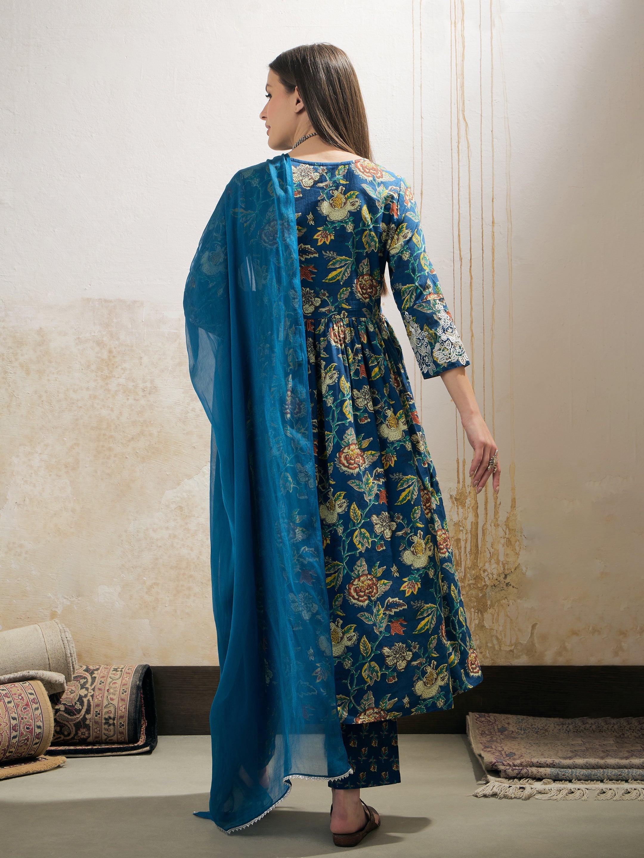 Women Navy Floral Gathered Kurta With Pencil Pants & Dupatta