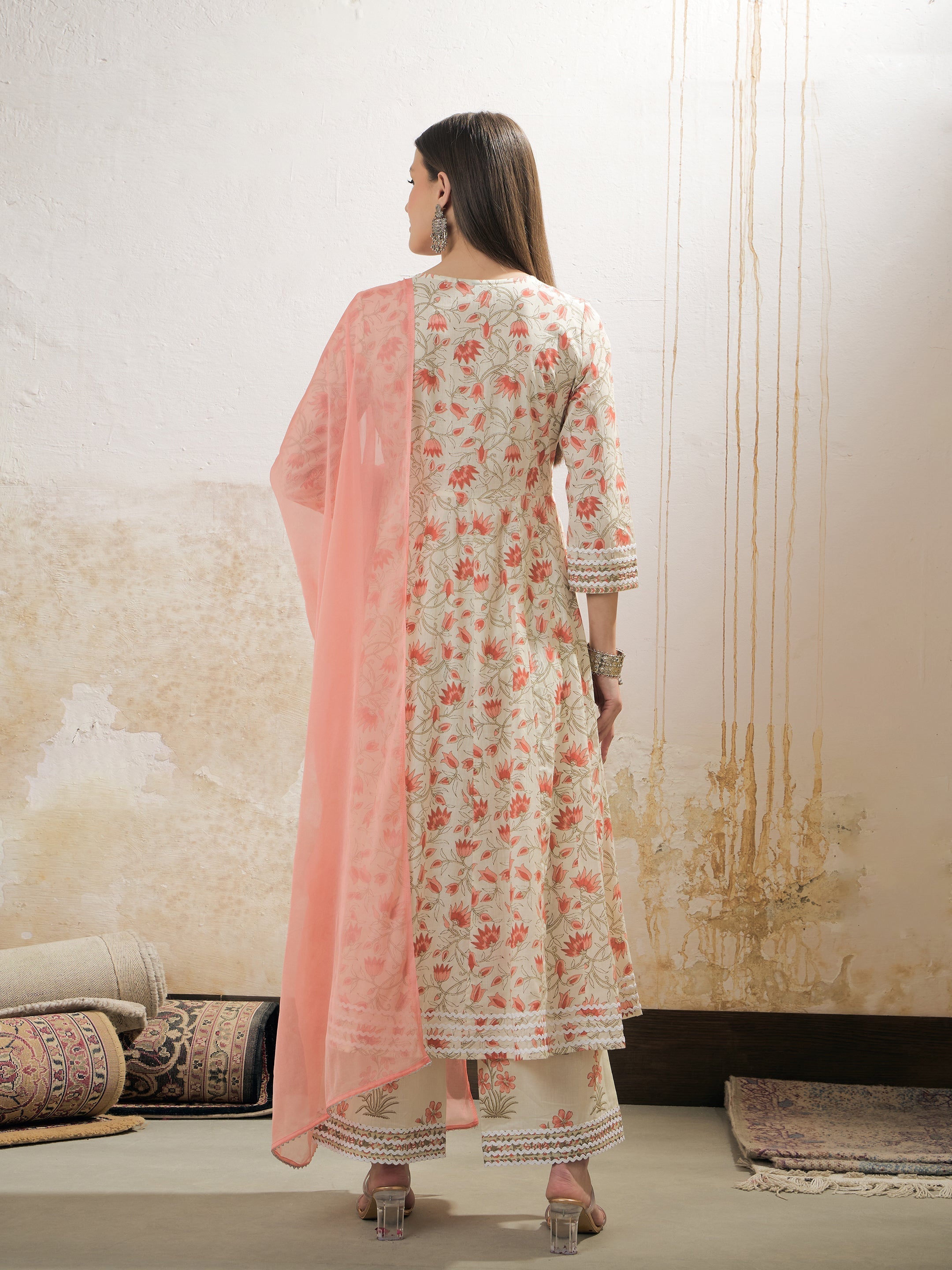 Women Off White & Red Floral Anarkali Kurta With Pencil Pants & Dupatta