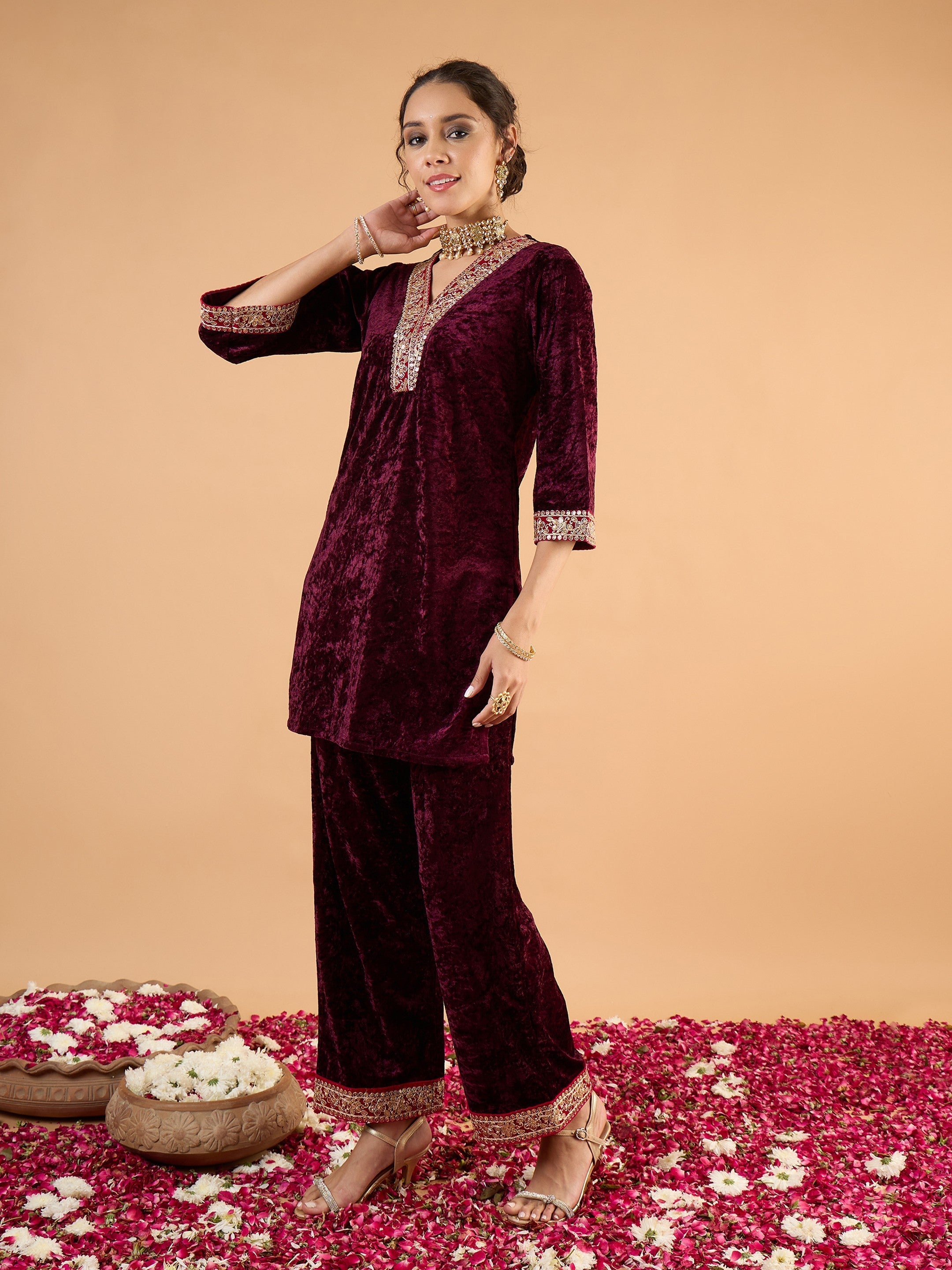 Women Purple Velvet Embroidered Short Kurta With Straight Pants