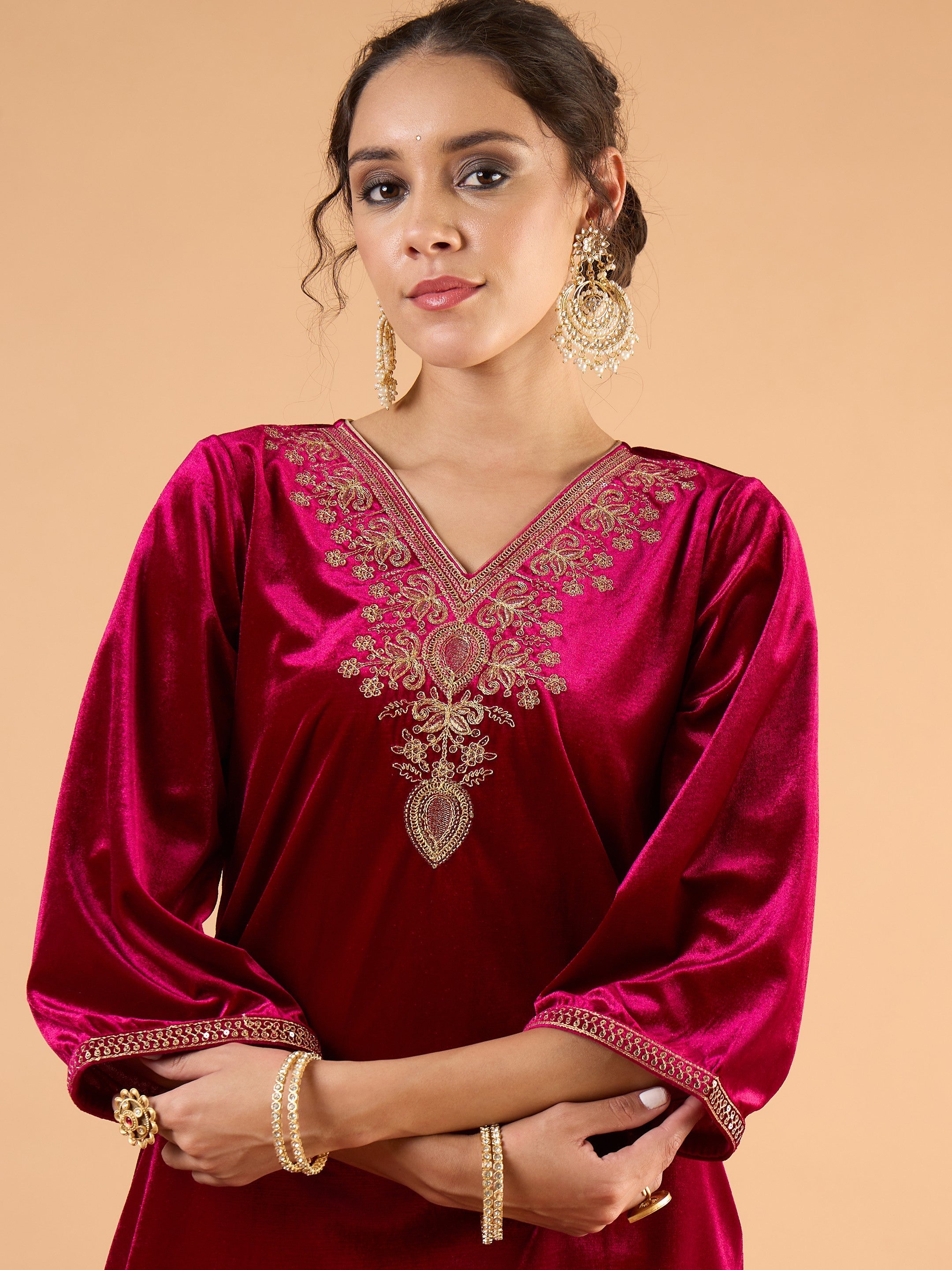 Women Magenta Velvet Embroidered Short Kurta With Pencil Pants