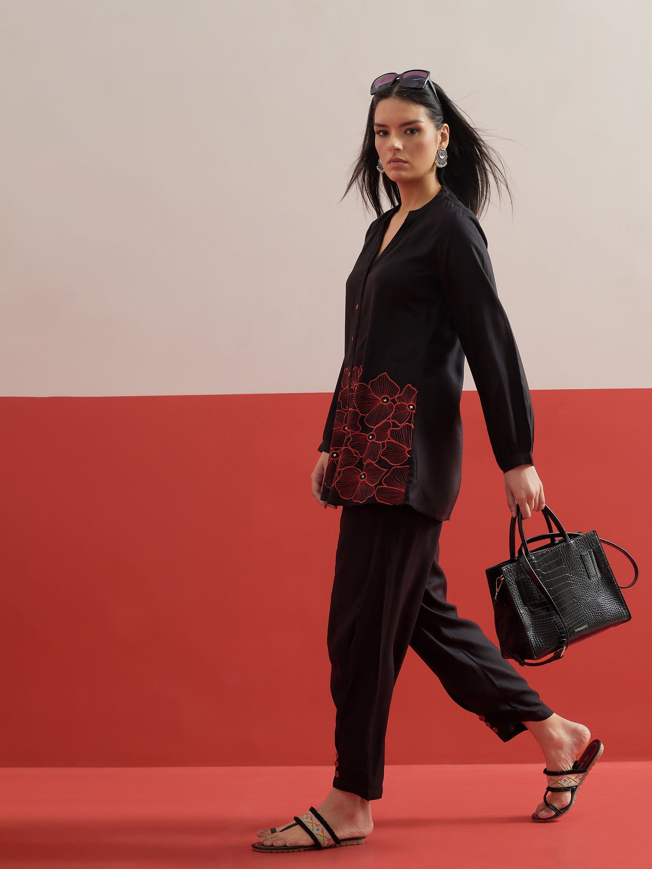 Women Black Hem Embroidered Shirt With Pleated Pants