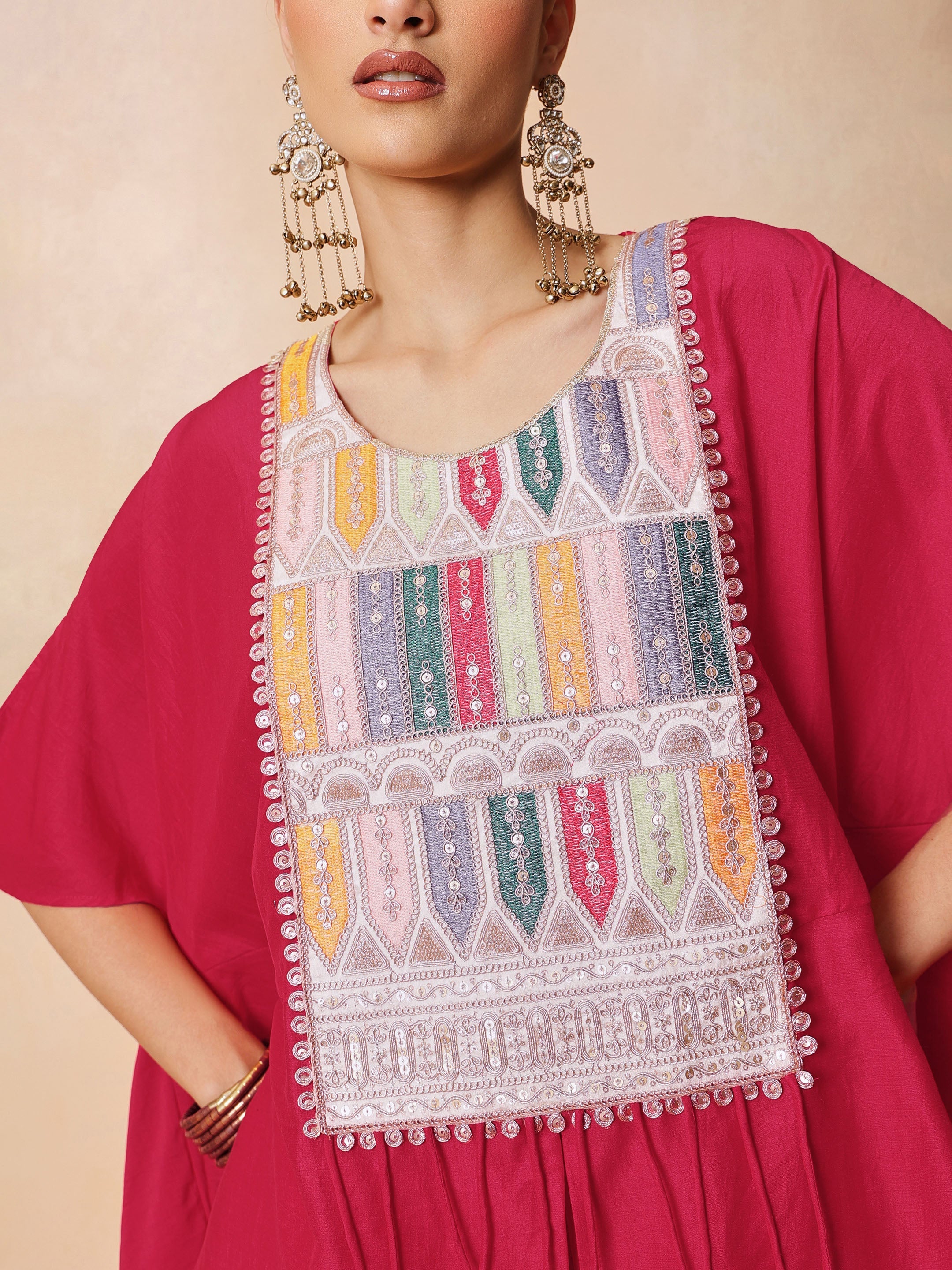 Women Embroidered Patch Kaftan With Tulip Pants