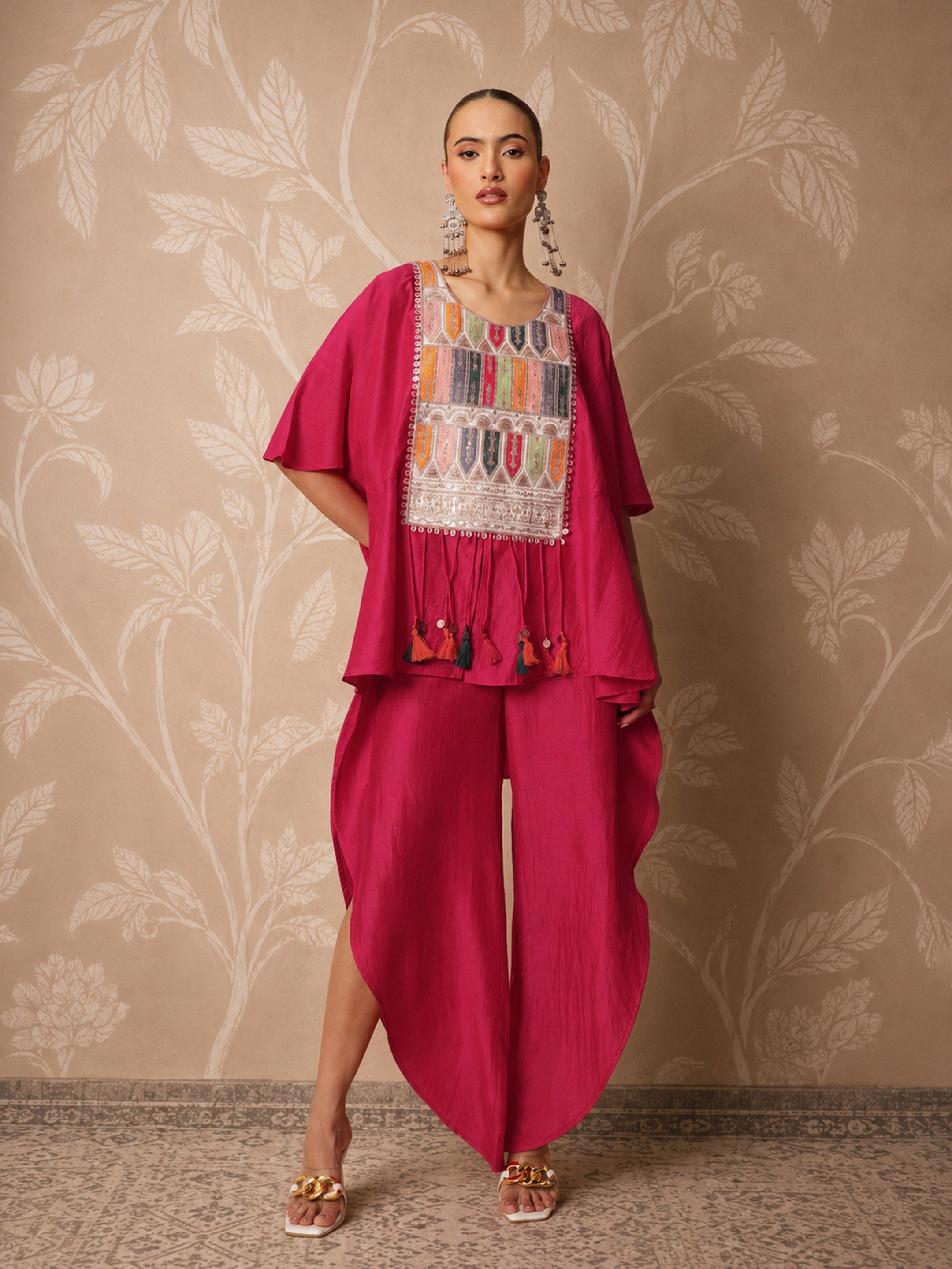 Women Embroidered Patch Kaftan With Tulip Pants
