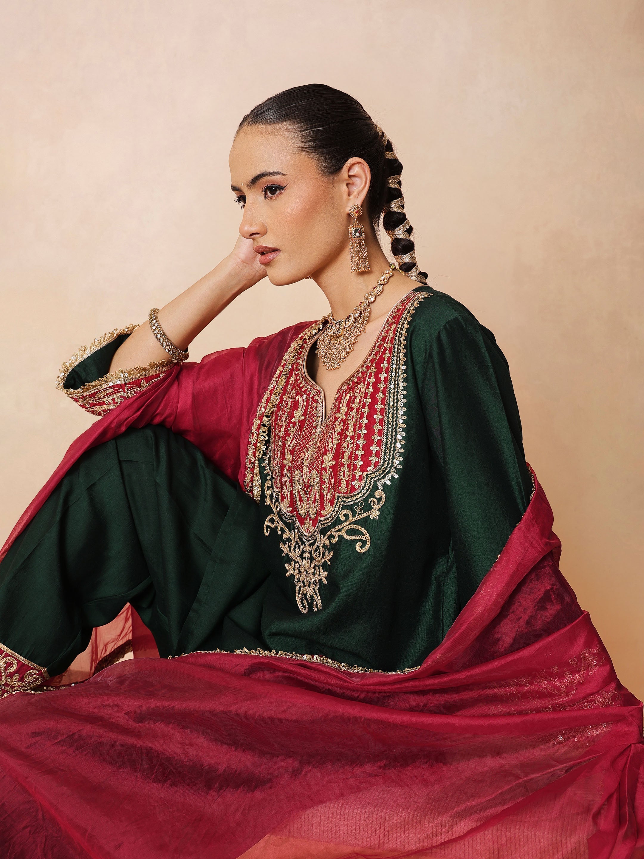 Women Green Embroidered Short Kurta With Farshi Salwar & Dupatta