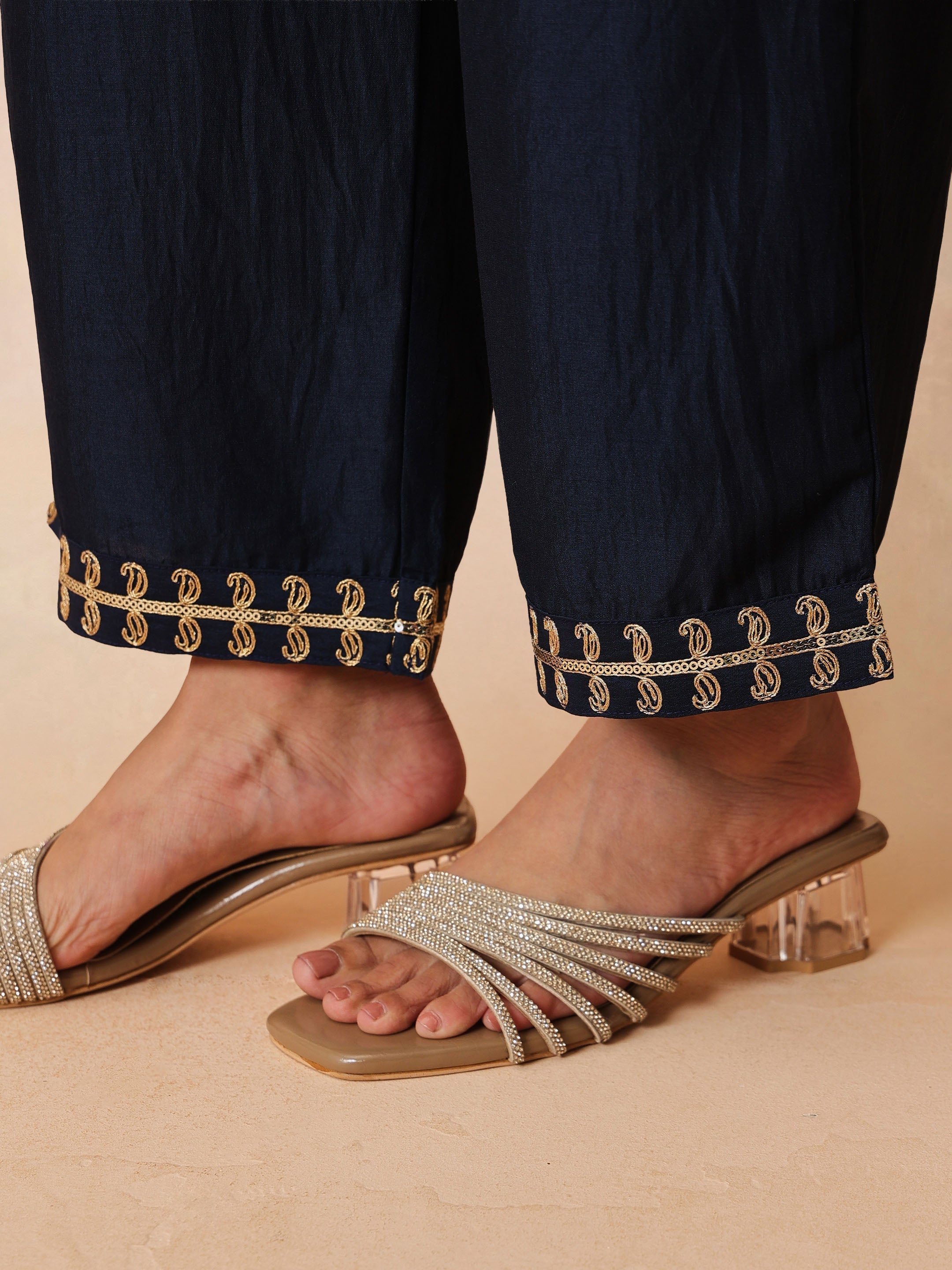 Women Navy Embroidered Choga Kurta With Straight Pant & Dupatta