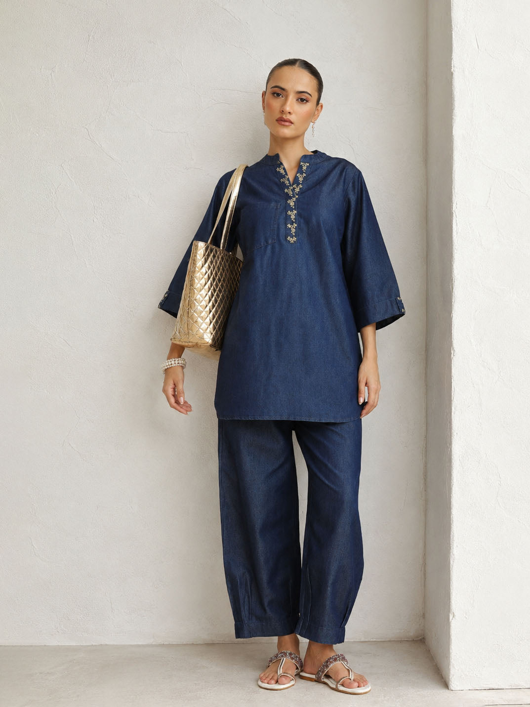 Women Navy Embroidered Short Kurta With Straight Pants