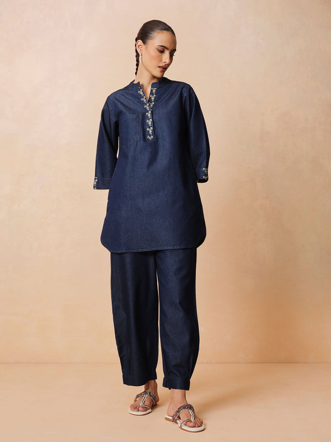Women Navy Embroidered Short Kurta With Straight Pants