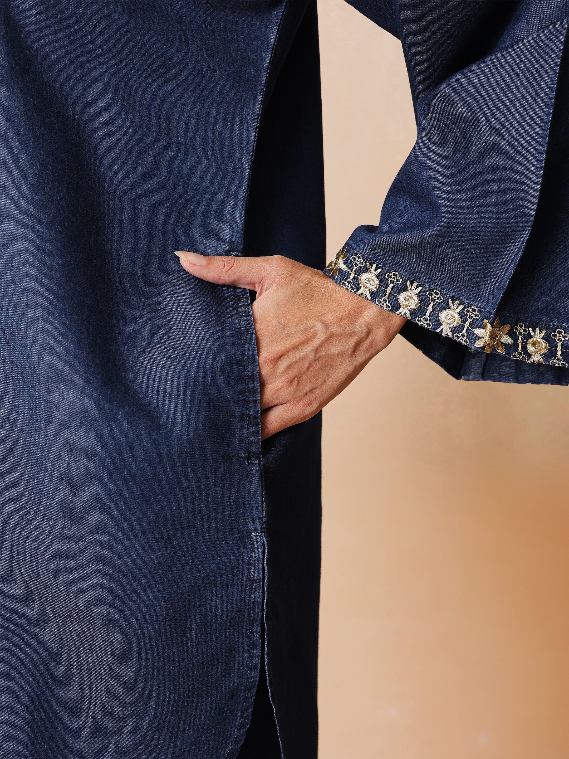 Women Navy Glass Neck Embroidered Short Kurta With Straight Pants