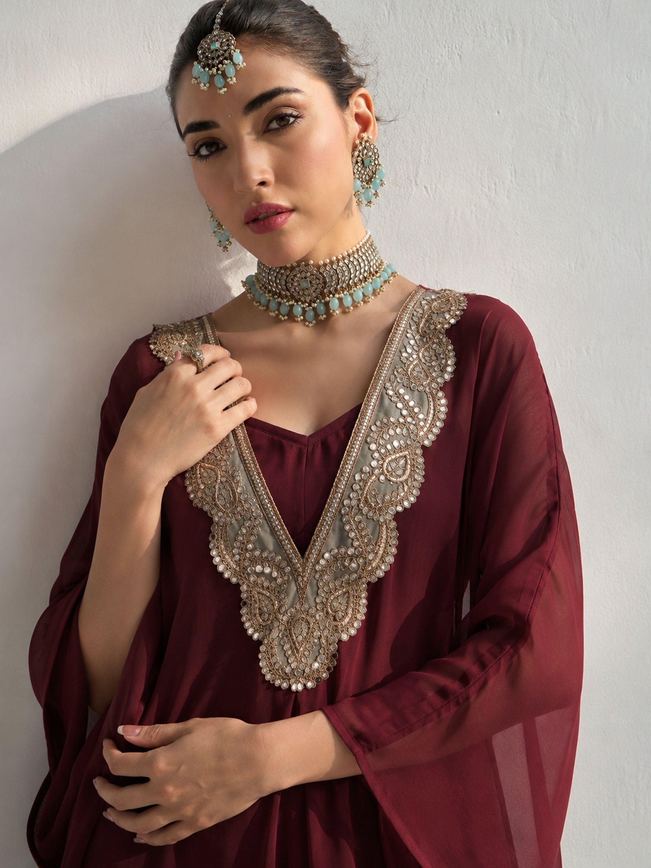 Women Maroon Embroidered Kaftan With Cami & Straight Pants