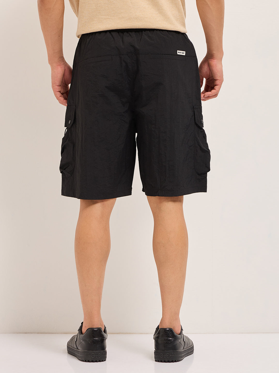 Men Black Solid Polyester Regular Fit Knee-Length Cargo Shorts