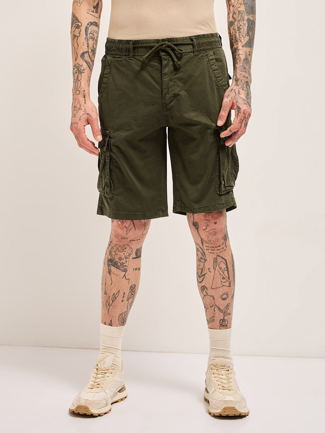 Men Olive Solid Cotton Cargo Shorts