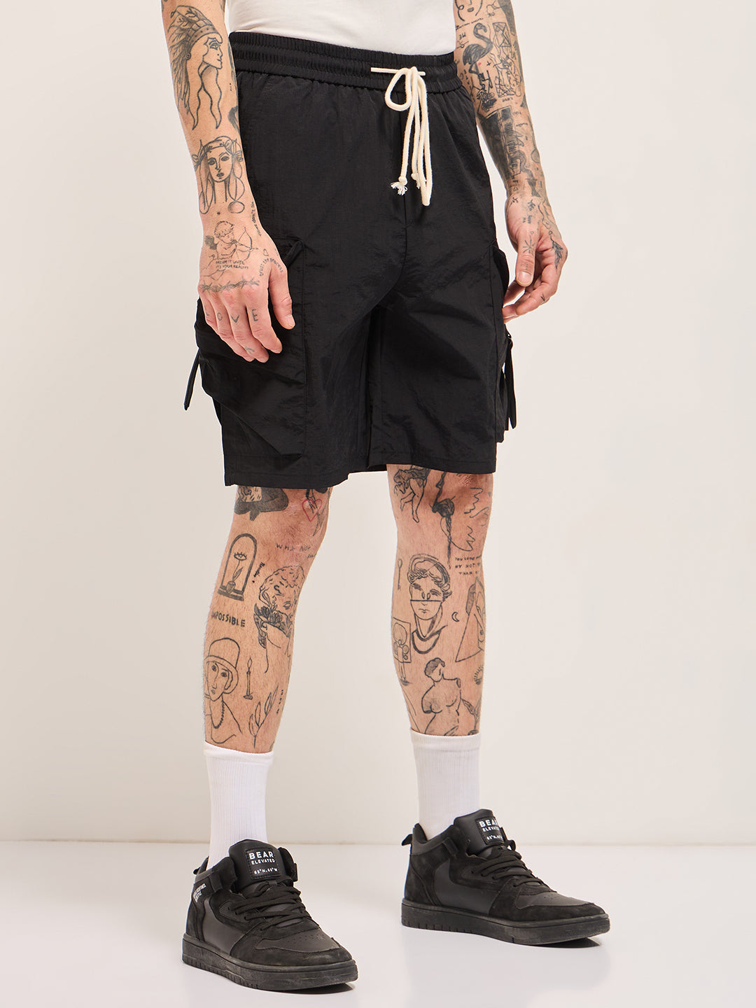 Men Black Polyester Regular Fit Knee-Length Cargo Shorts