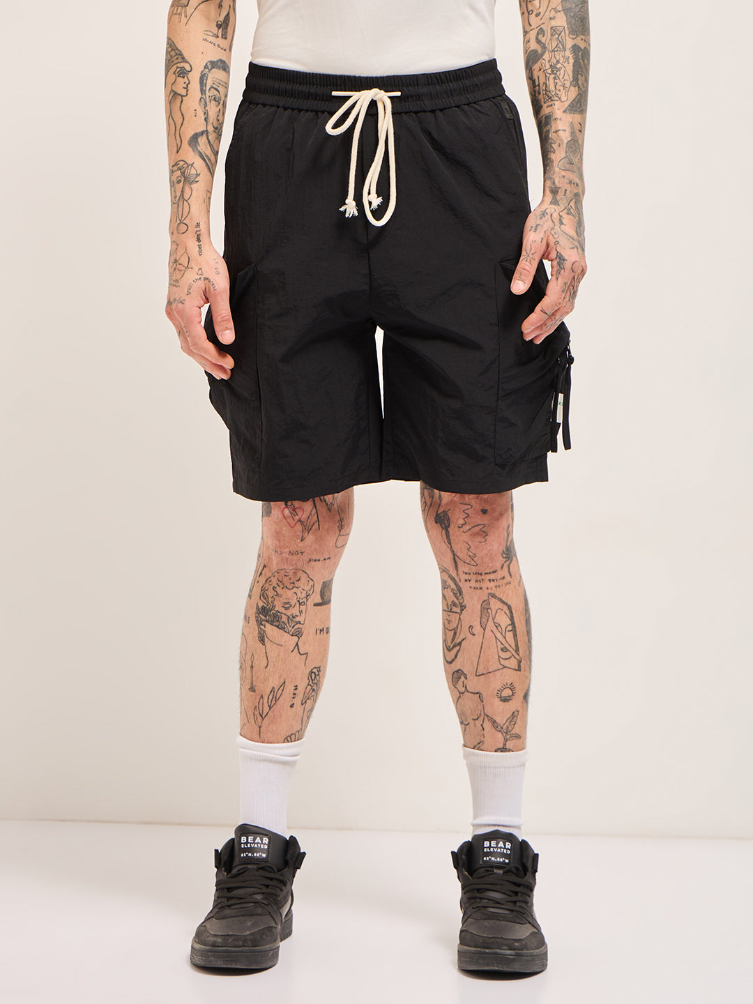 Men Black Polyester Regular Fit Knee-Length Cargo Shorts
