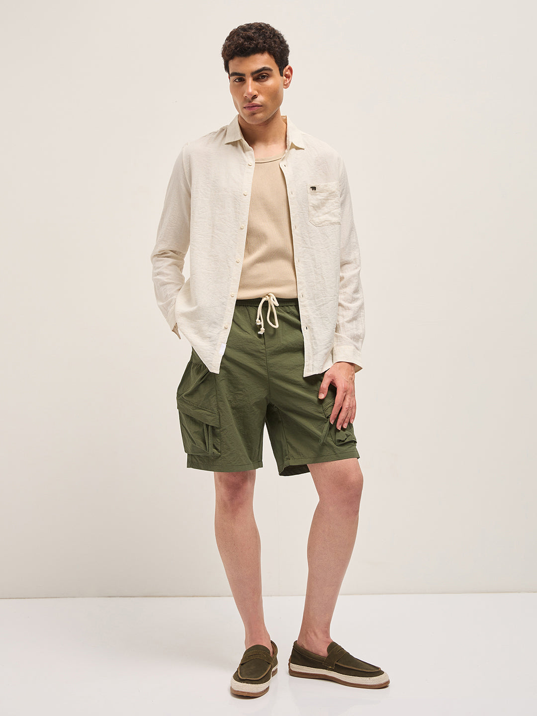 Men Green Polyester Regular Fit Knee-Length Cargo Shorts
