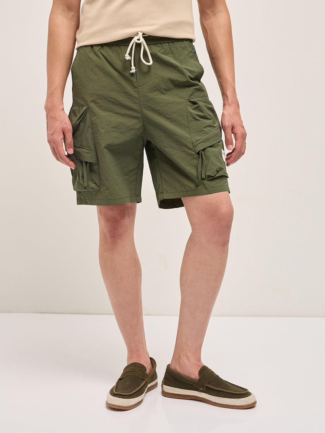 Men Green Polyester Regular Fit Knee-Length Cargo Shorts
