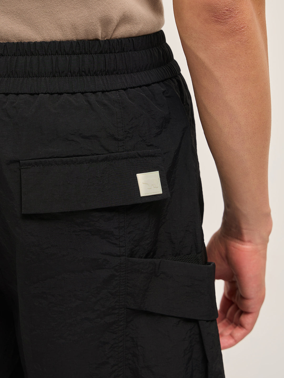 Men Black Polyester Regular Fit Knee-Length Utility Cargo Shorts