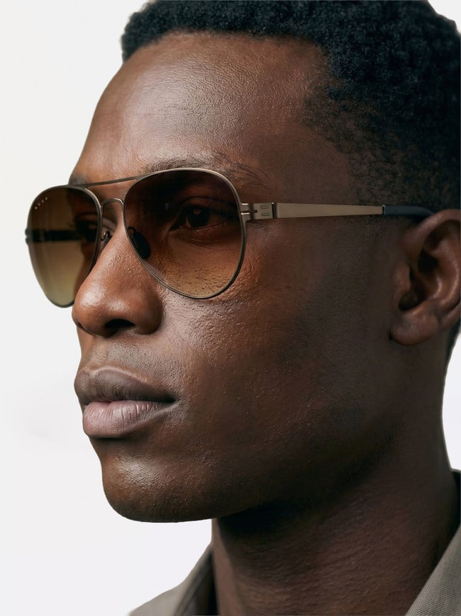 Men Classic Aviator Sunglasses with Gunmetal Brown Frame and Brown Gradient Lenses