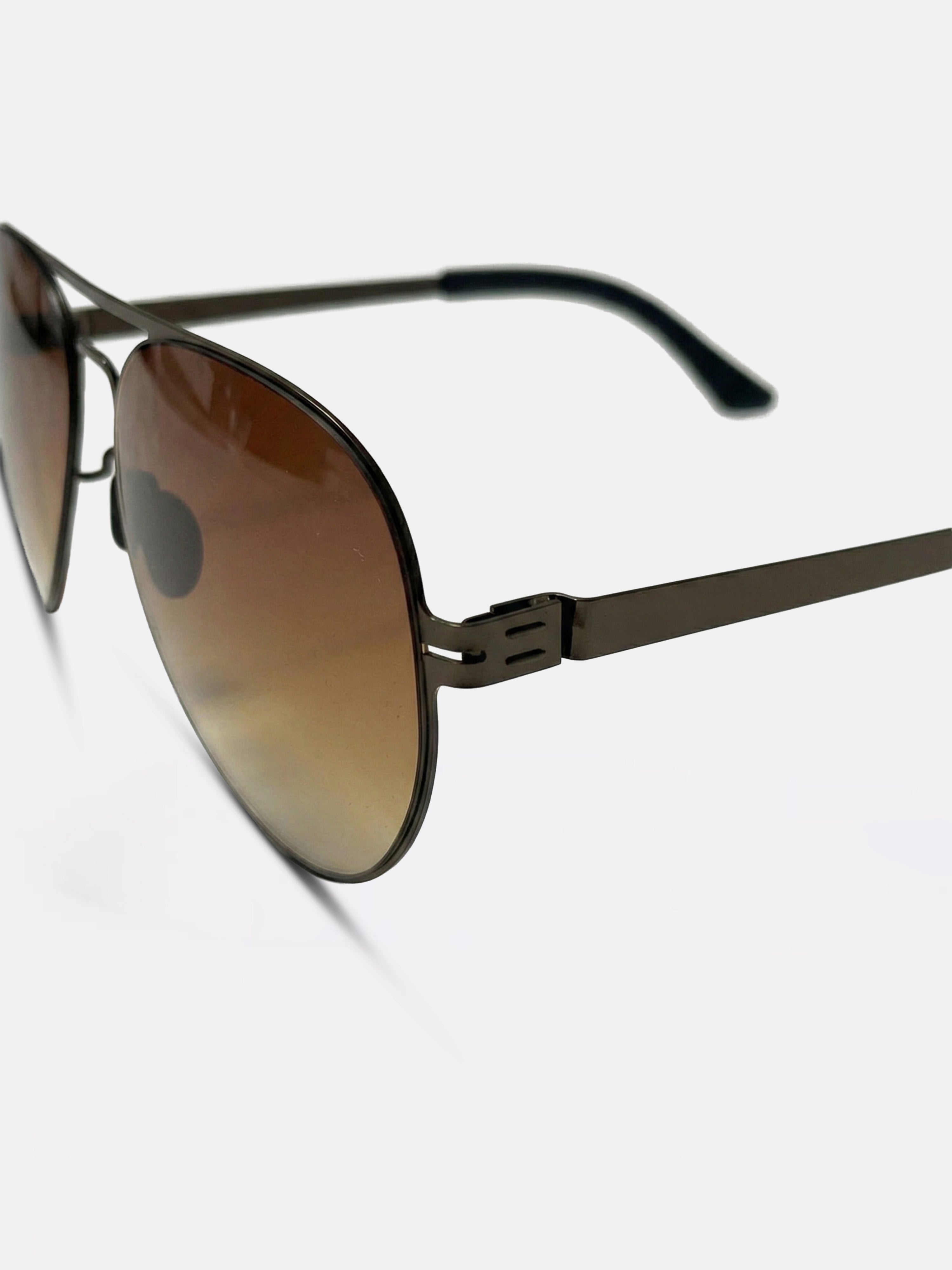 Men Classic Aviator Sunglasses with Gunmetal Brown Frame and Brown Gradient Lenses