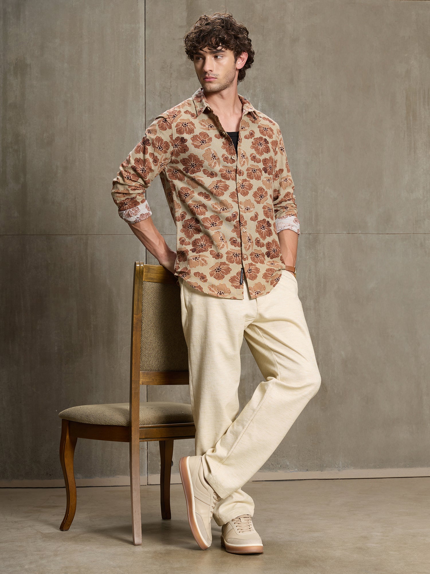Men Beige Floral Print Full Sleeve Smart Casual Shirt