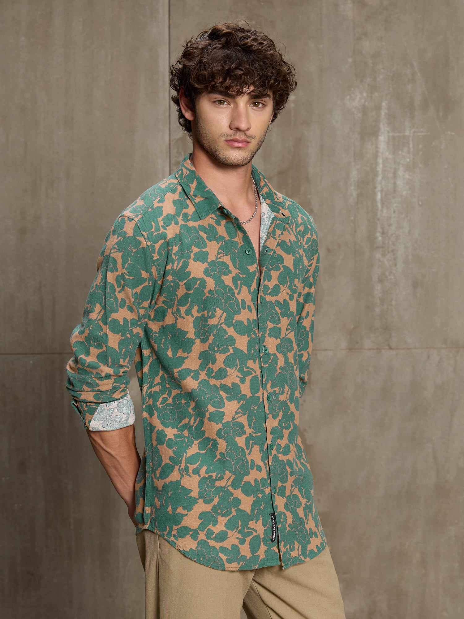 Men Green Botanical Print Full Sleeve Casual Shirt