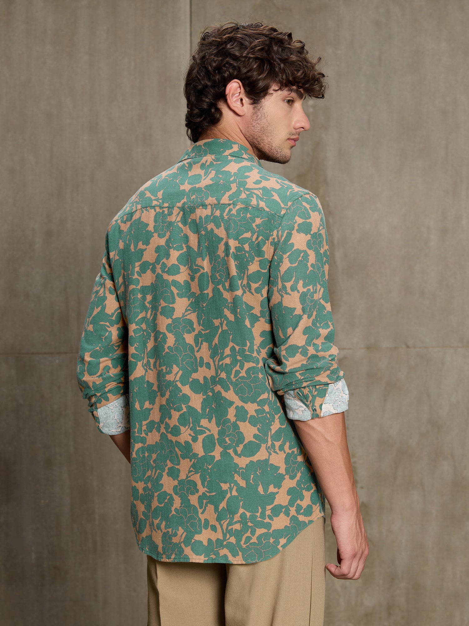 Men Green Botanical Print Full Sleeve Casual Shirt