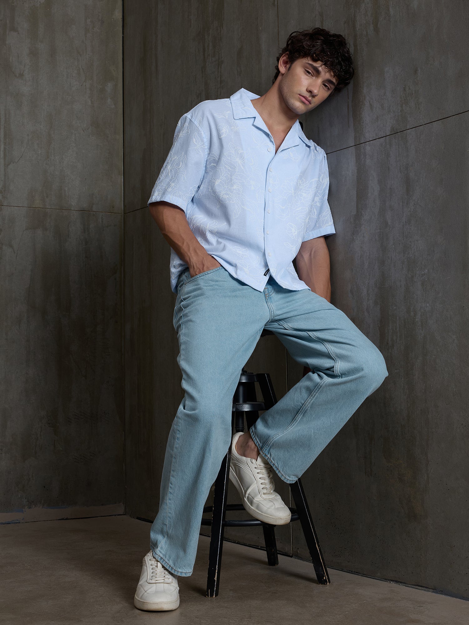 Men Light Blue Floral Print Relaxed Casual Shirt
