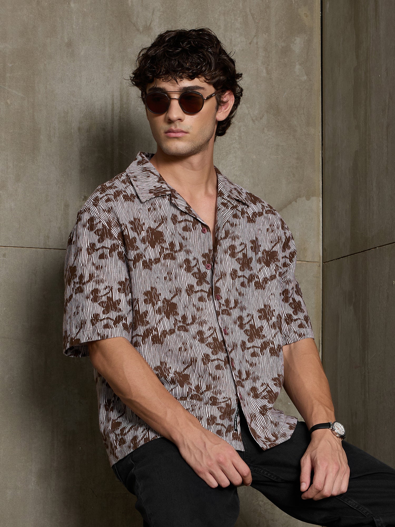 Men Brown Floral Print Relaxed Casual Shirt