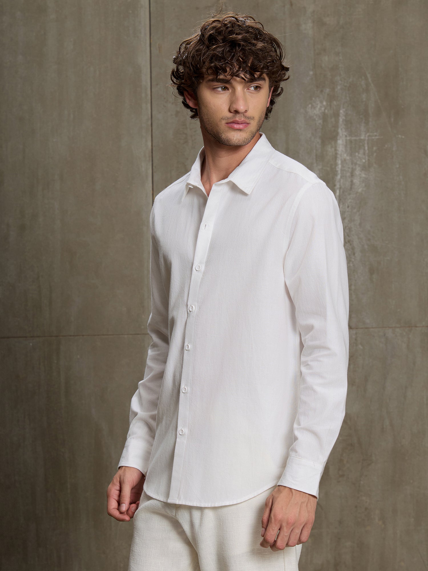 Men White Solid Full Sleeve Formal Shirt