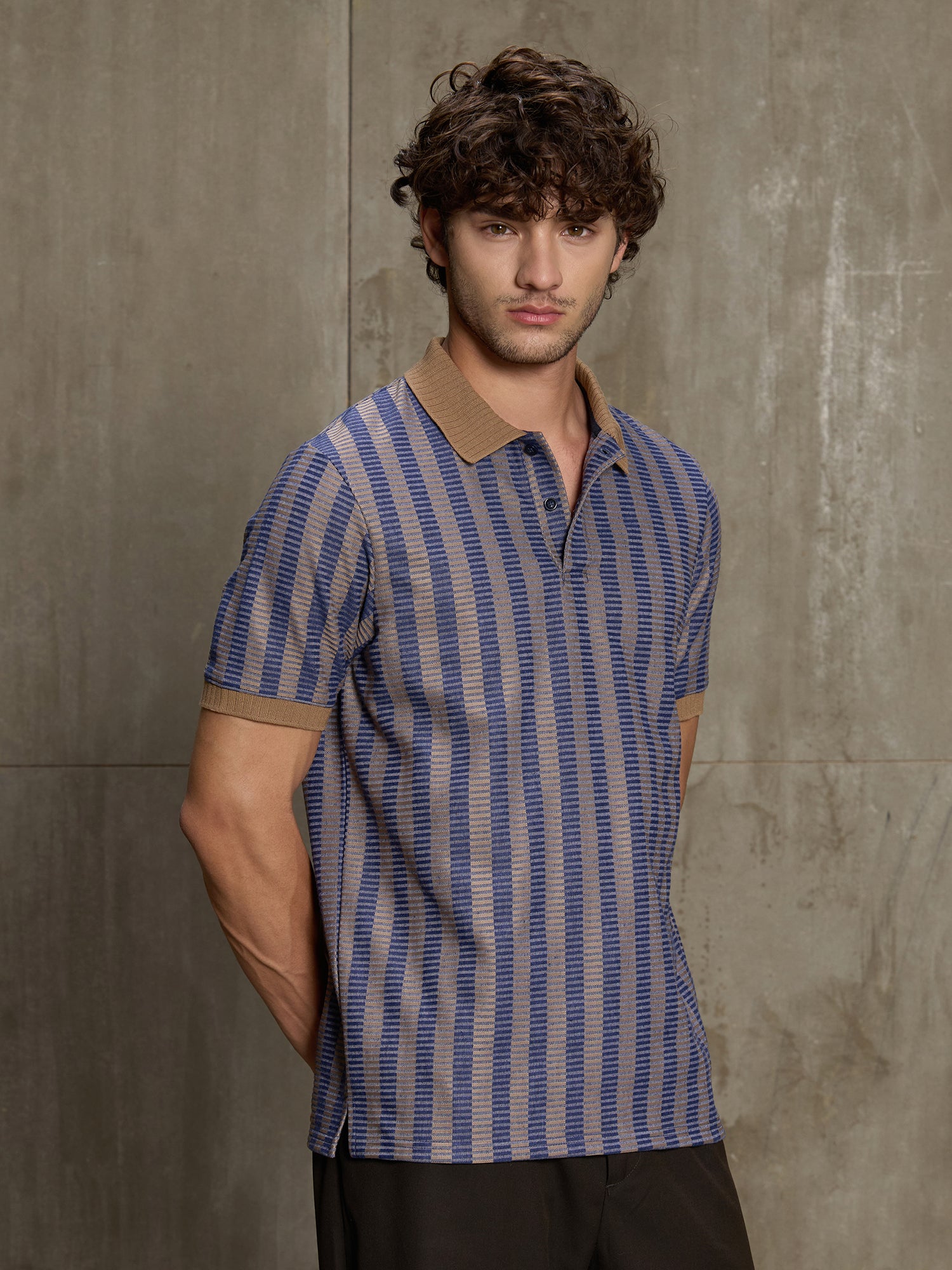 Men Blue Contemporary Striped Half Sleeve T-Shirt