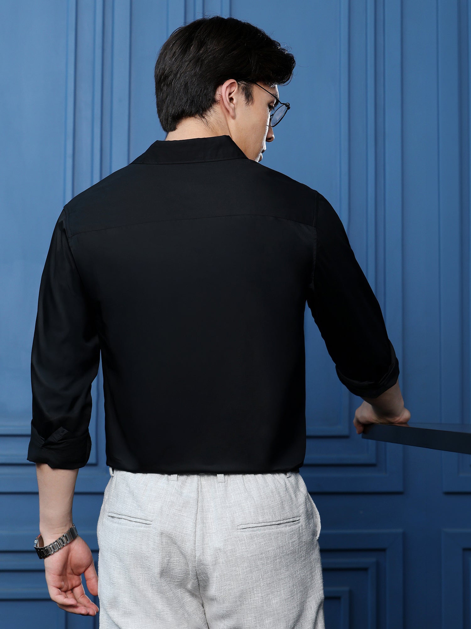 Men Black Solid Casual Shirt