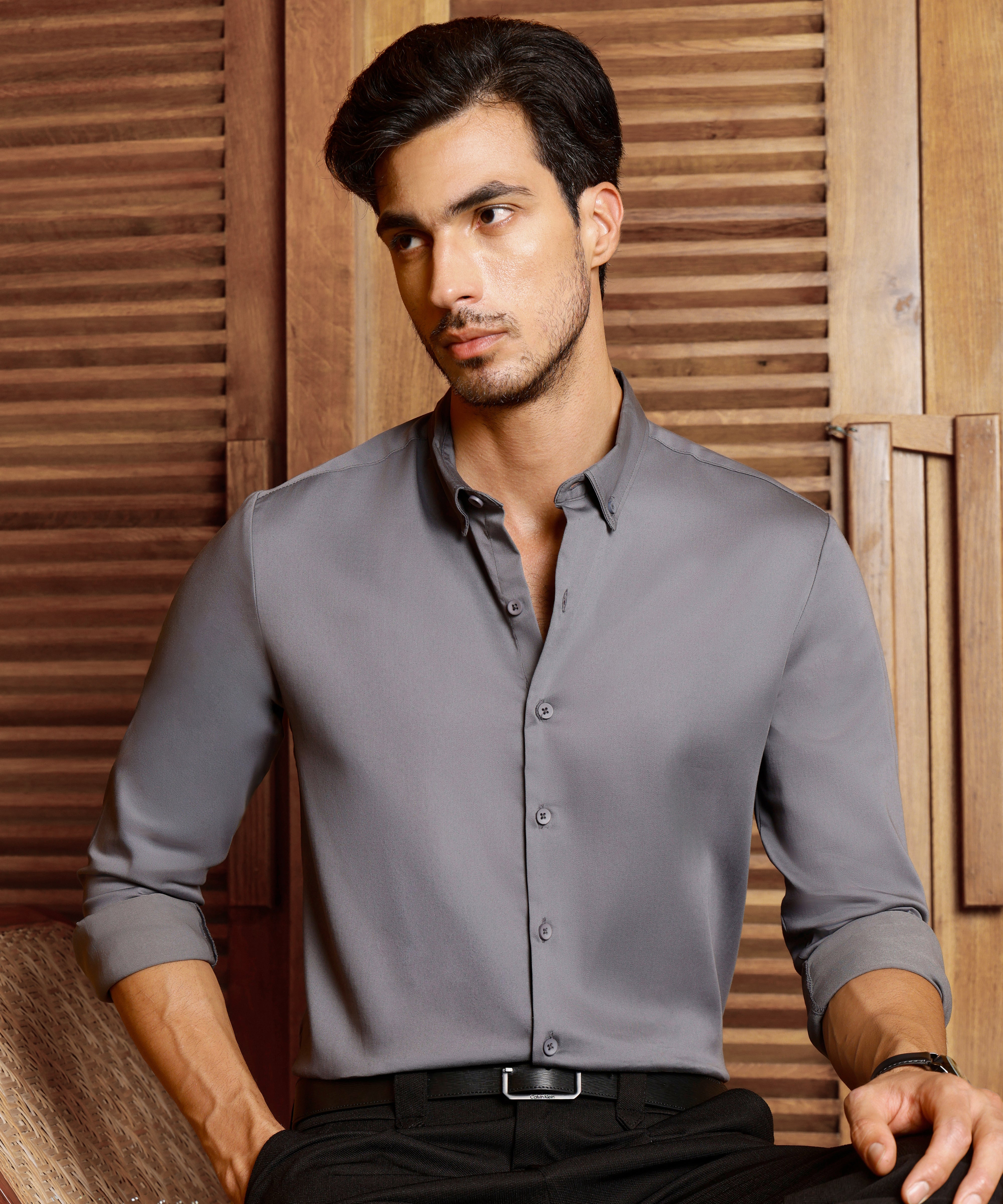 Men Grey Solid Slim Fit Shirt