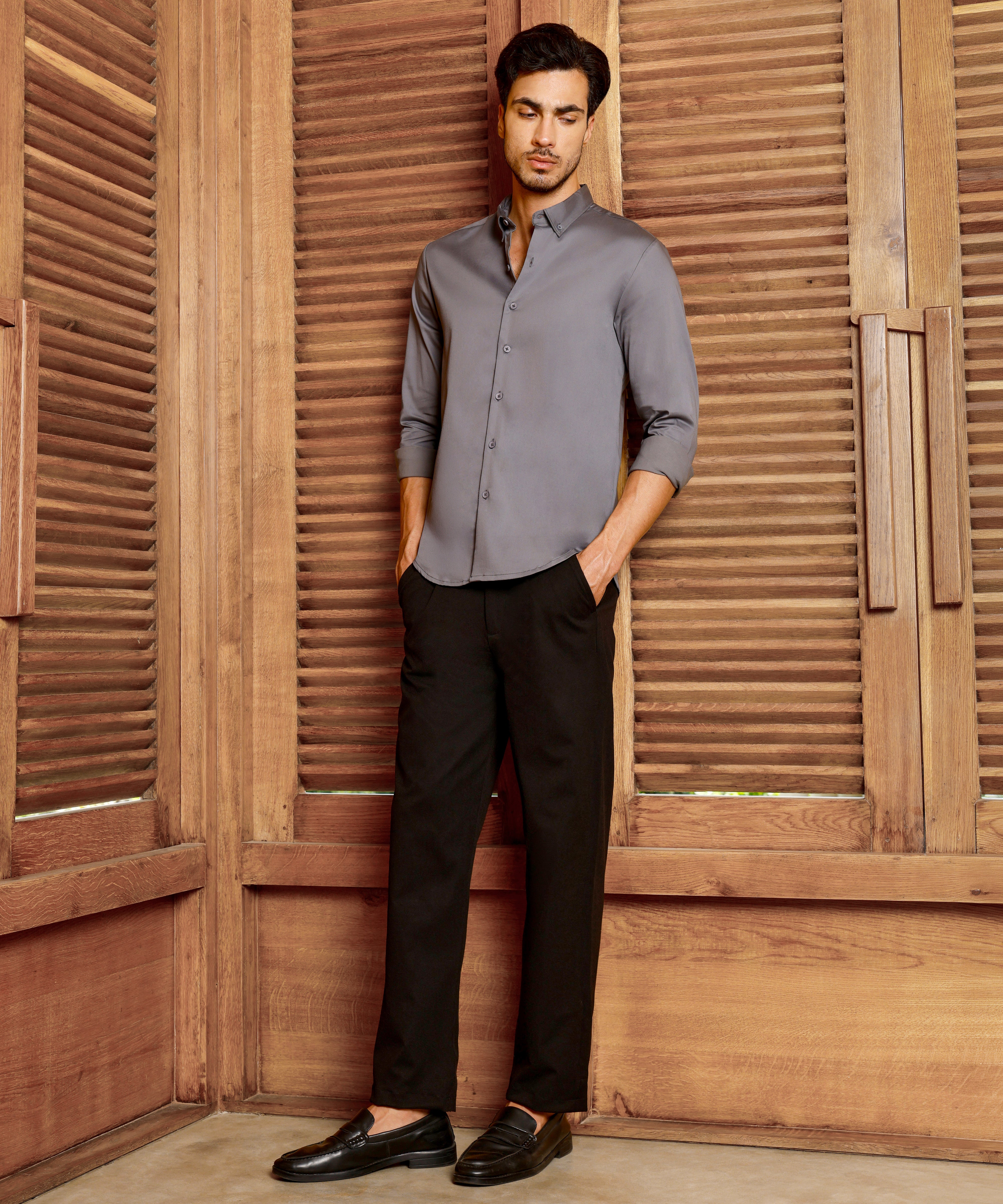 Men Grey Solid Slim Fit Shirt