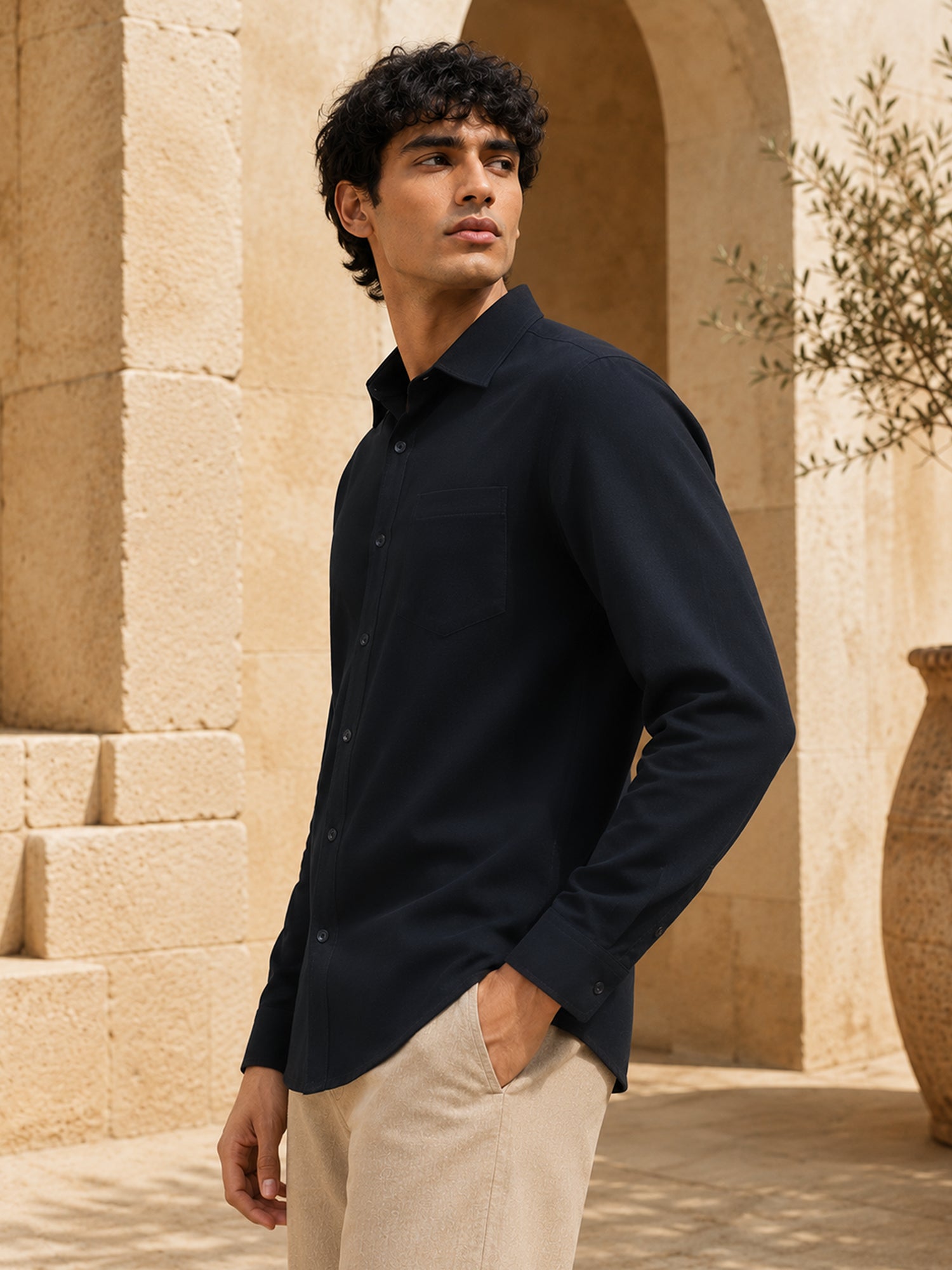 Men Black Solid Shirt