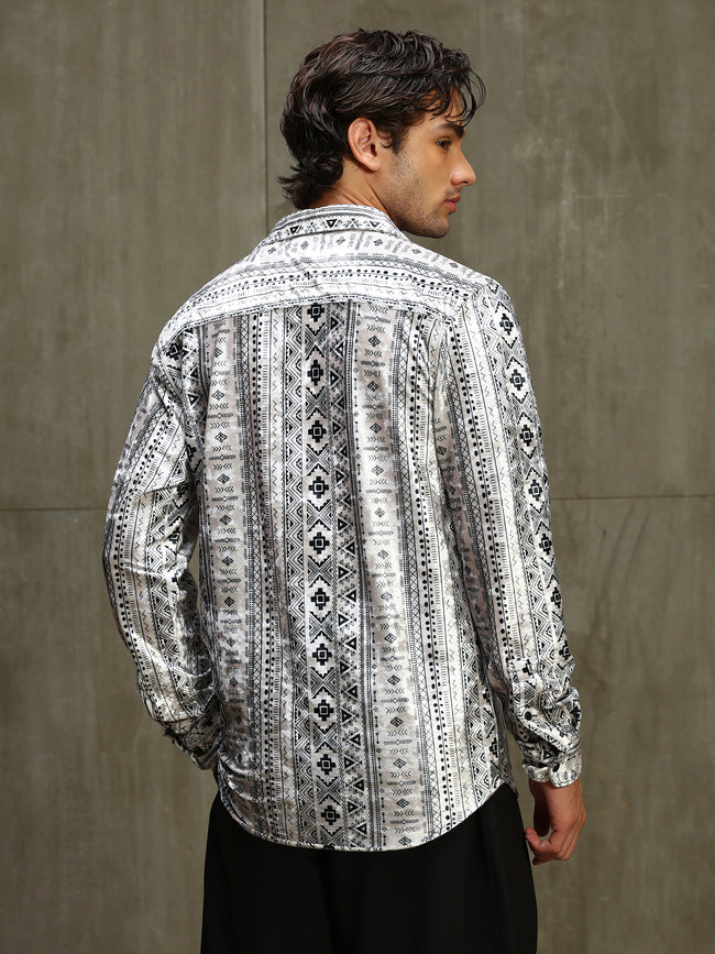 Men White Geometric Print Shirt