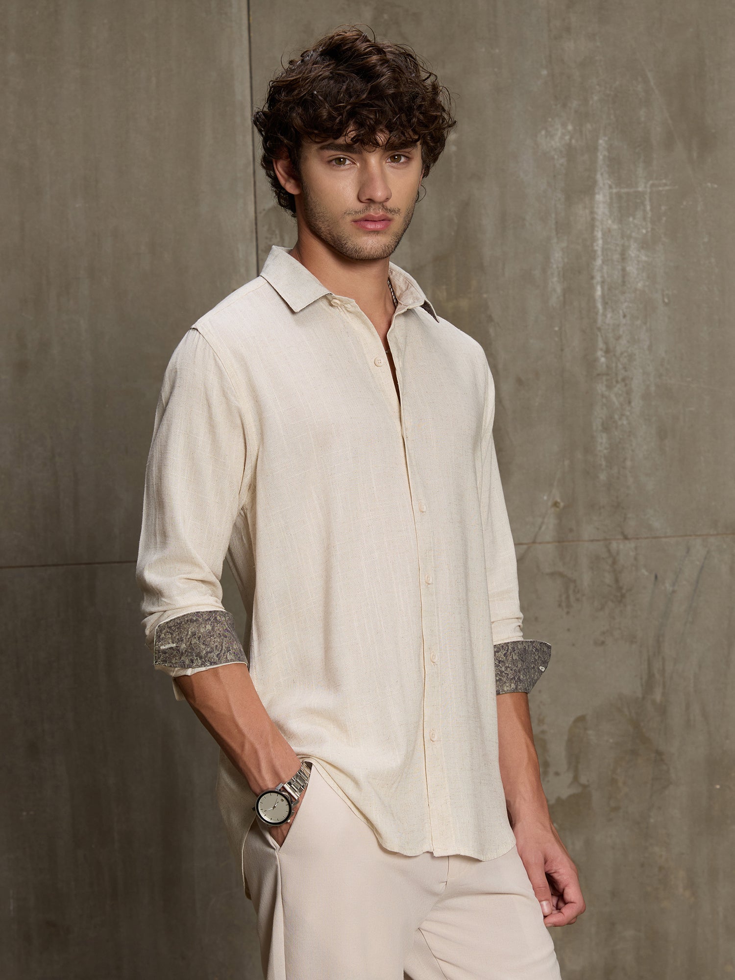 Men Cream Solid Full Sleeve Smart Casual Shirt