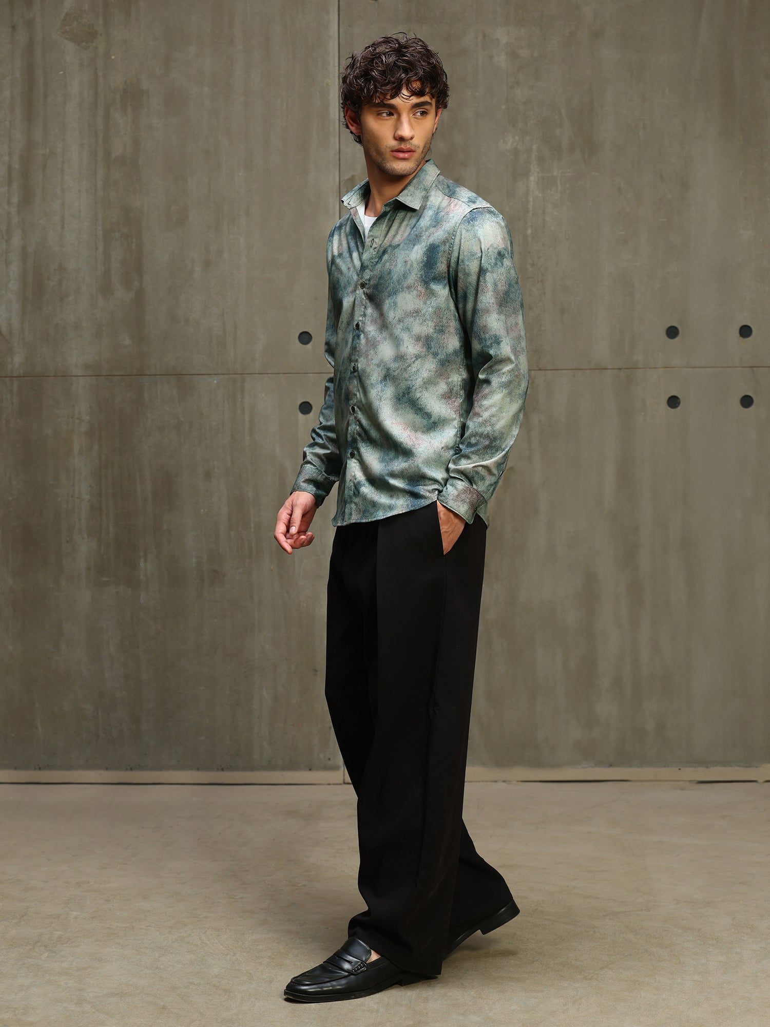Men Multi Abstract Print Full Sleeves Shirt