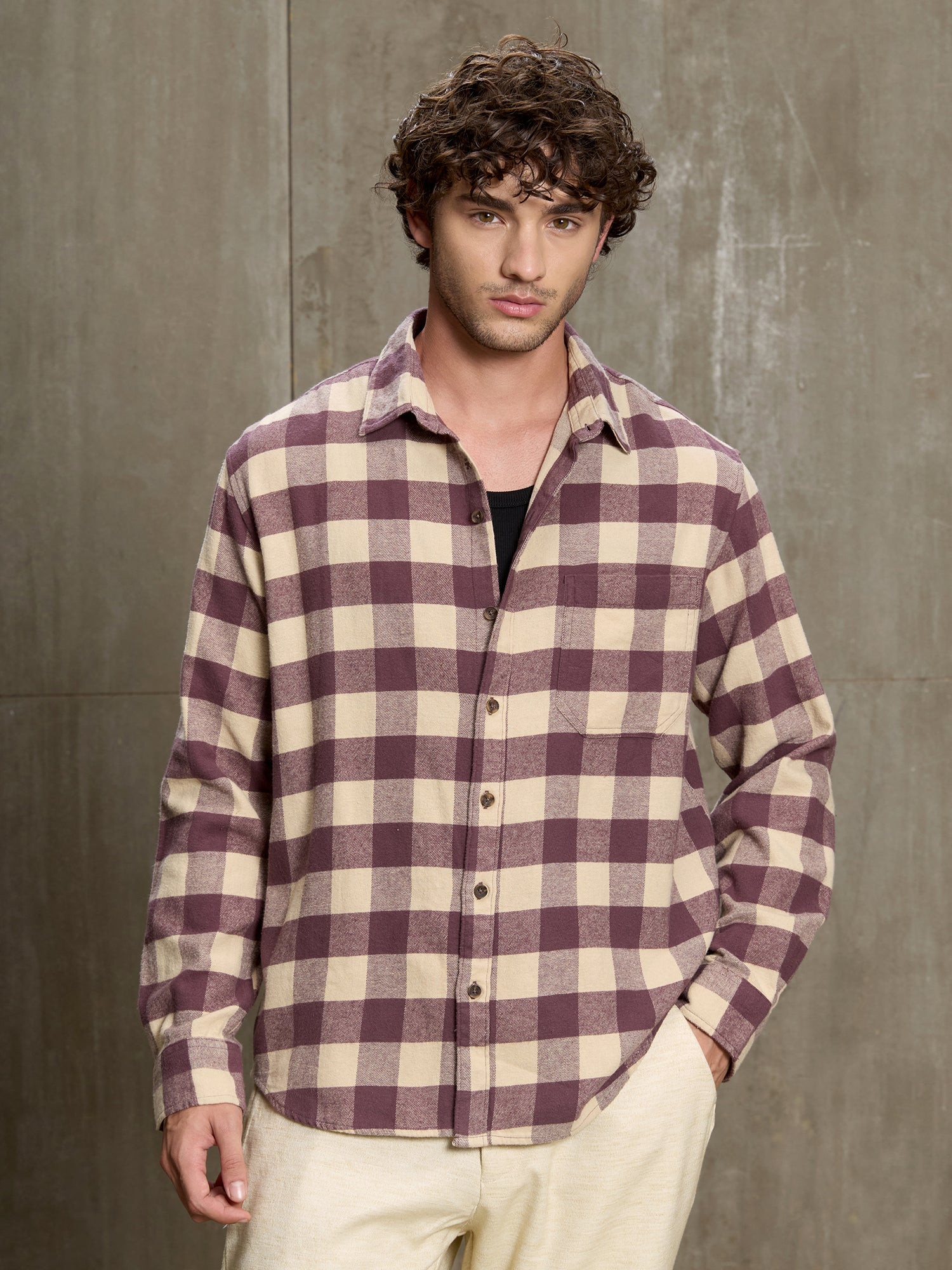 Men Burgundy Buffalo Check Full Sleeve Casual Shirt