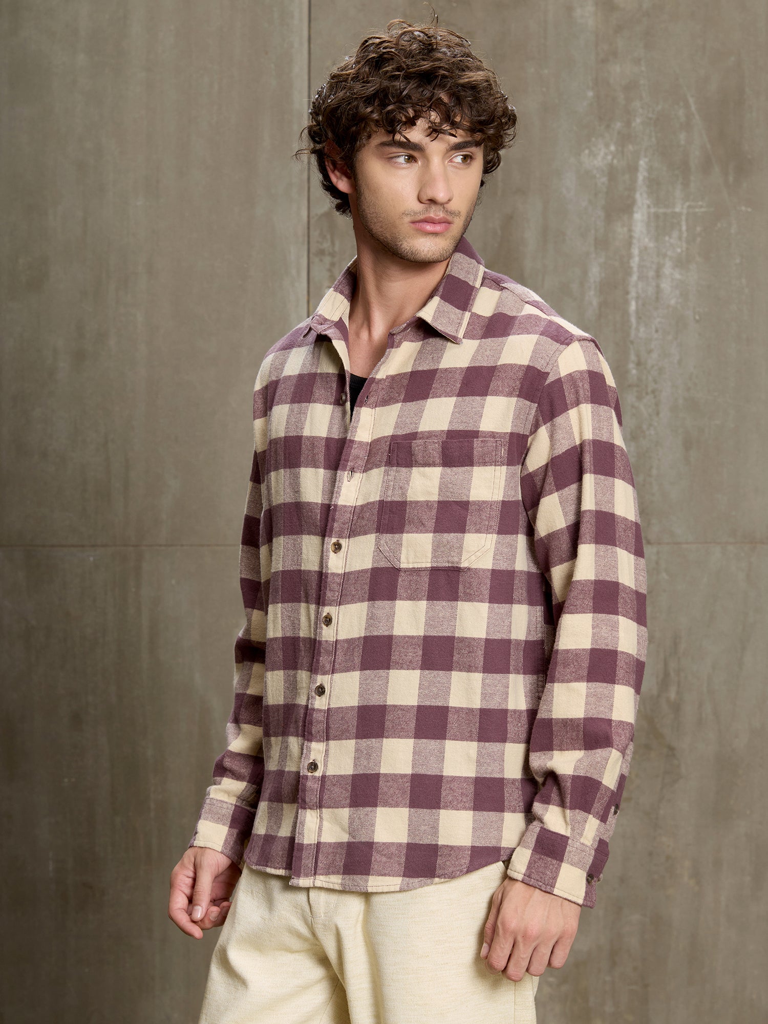 Men Burgundy Buffalo Check Full Sleeve Casual Shirt